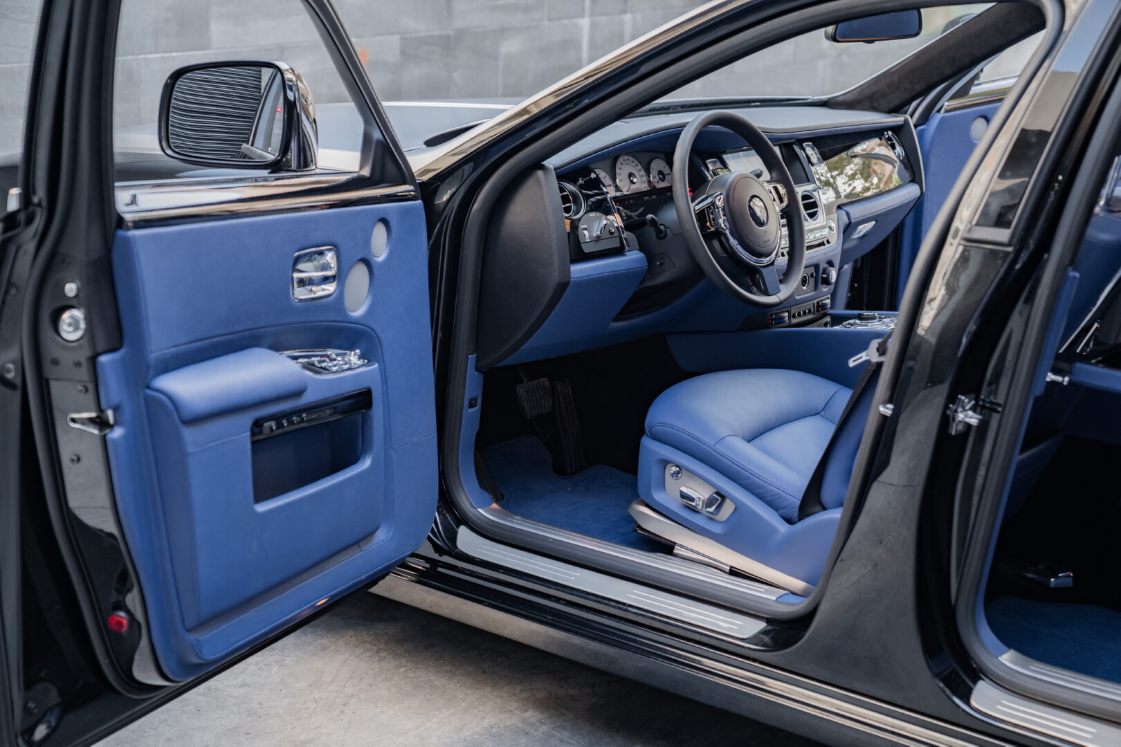 ROLLS ROYCE GHOST 2012-2016 MAVİ DERİ DÖŞEME