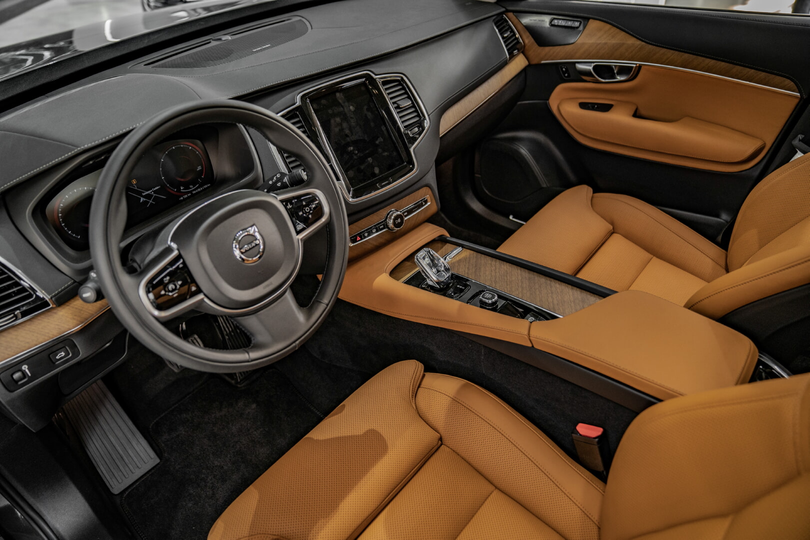 VOLVO XC90 2016-2024 TABA DERİ DÖŞEME