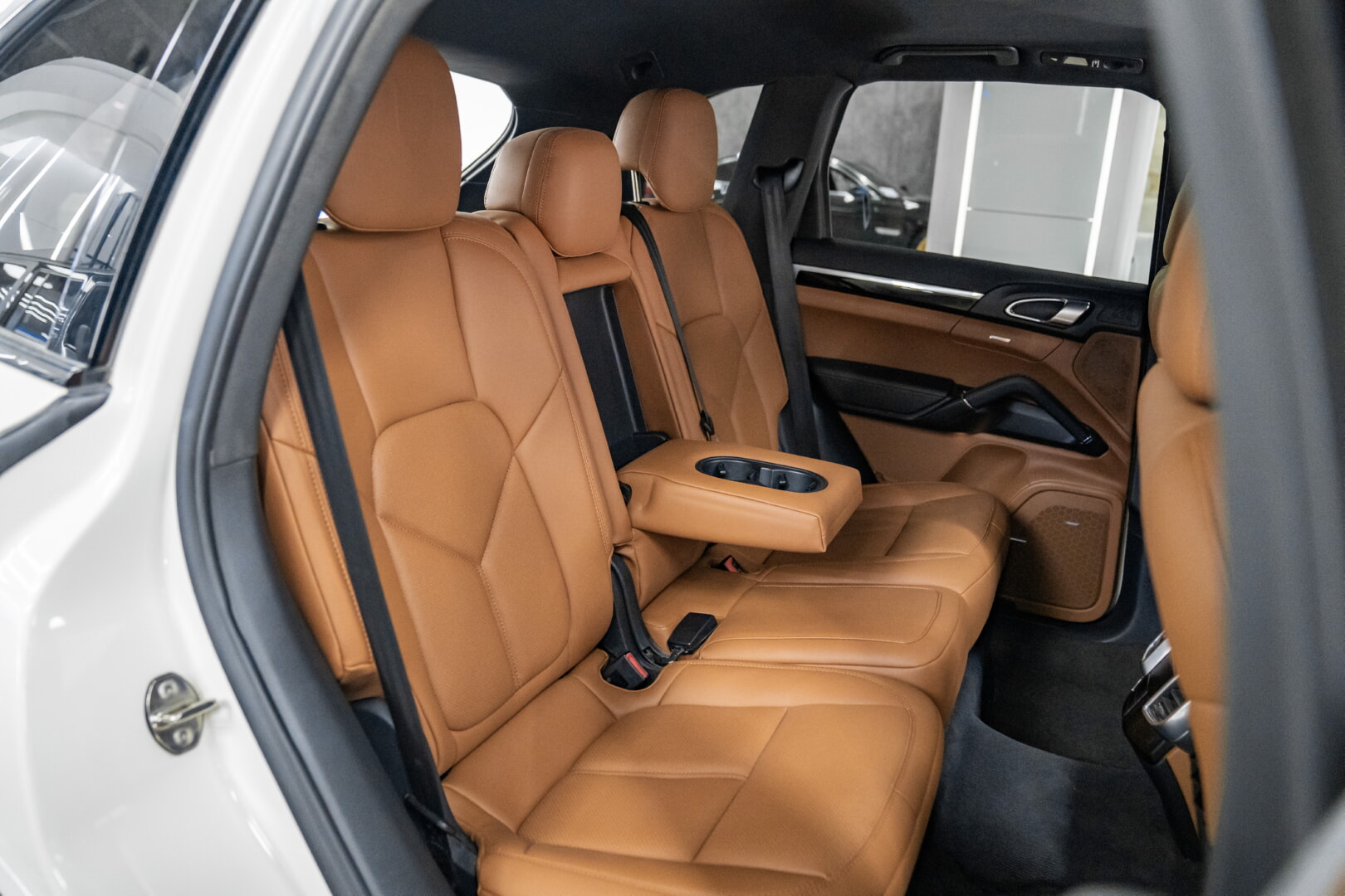 PORSCHE CAYENNE 2010-2017 TABA DERİ DÖŞEME