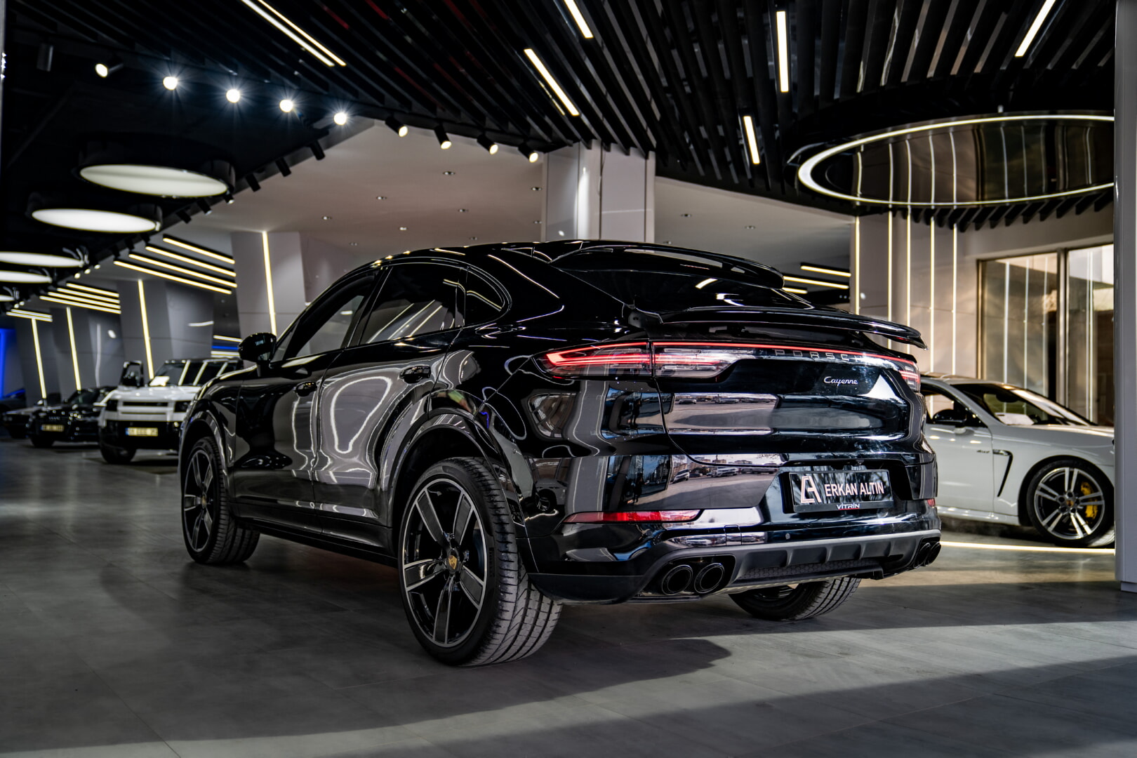 PORSCHE CAYENNE 2018-2024 KIRMIZI DERİ DÖŞEME