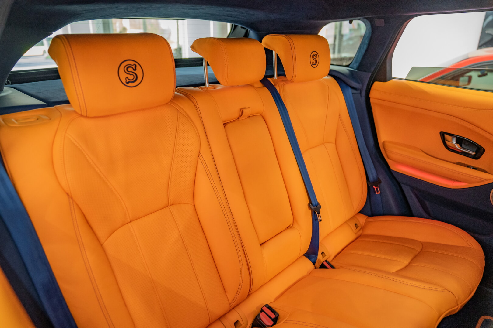 RANGE ROVER EVOQUE 2012-2019 TURUNCU-LACİVERT DERİ DÖŞEME