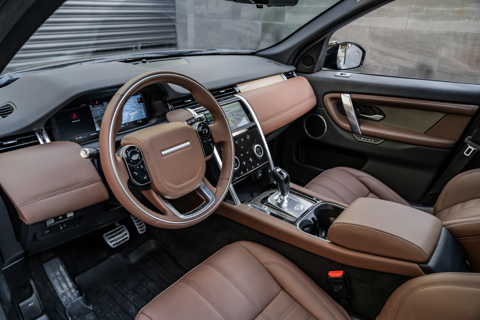 LAND ROVER DİSCOVERY SPORT R-DYNAMIC 2016-2020 TRUFF DERİ DÖŞEME