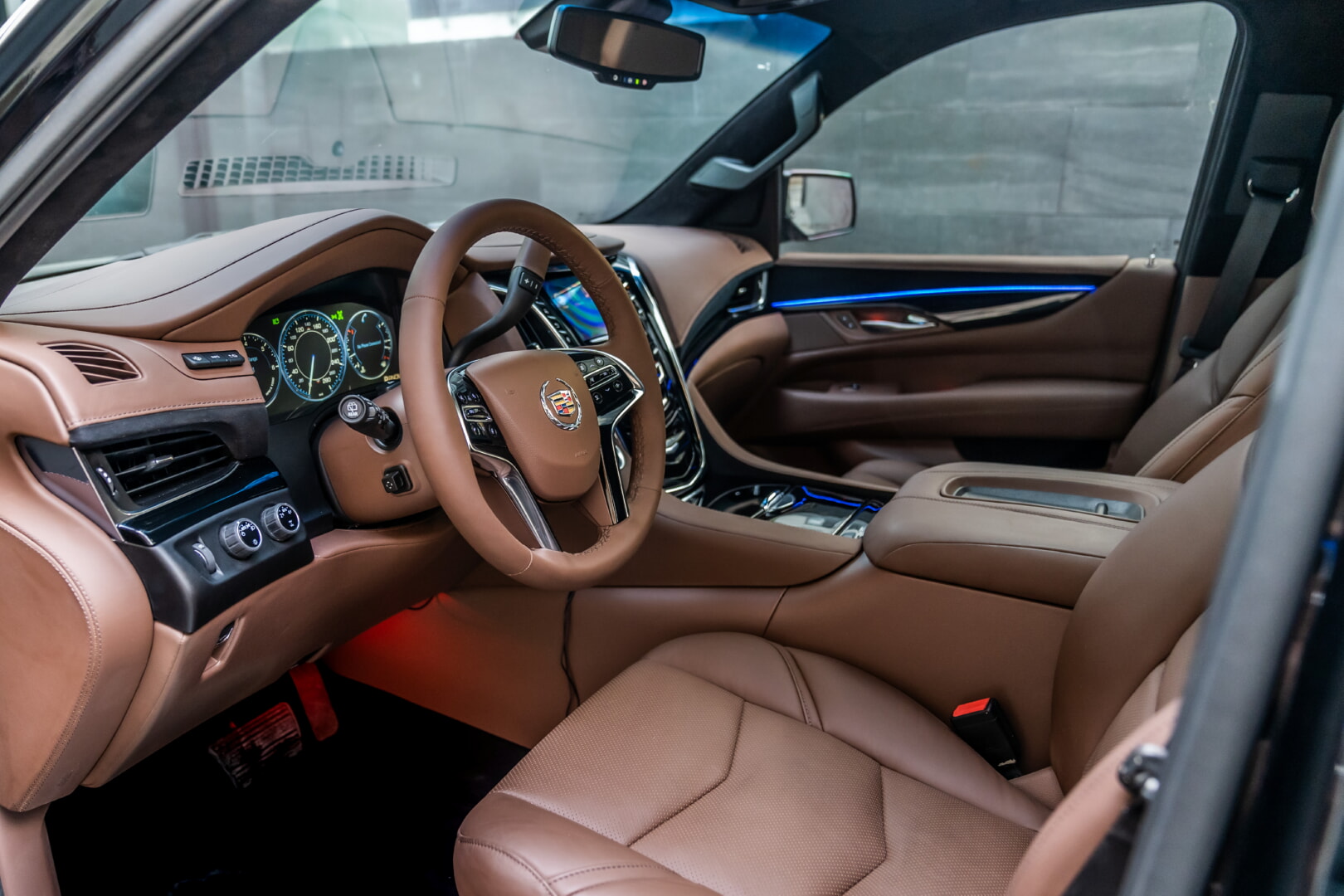 CADİLLAC ESCALADE 2014-2017 TRUFF DERİ DÖŞEME