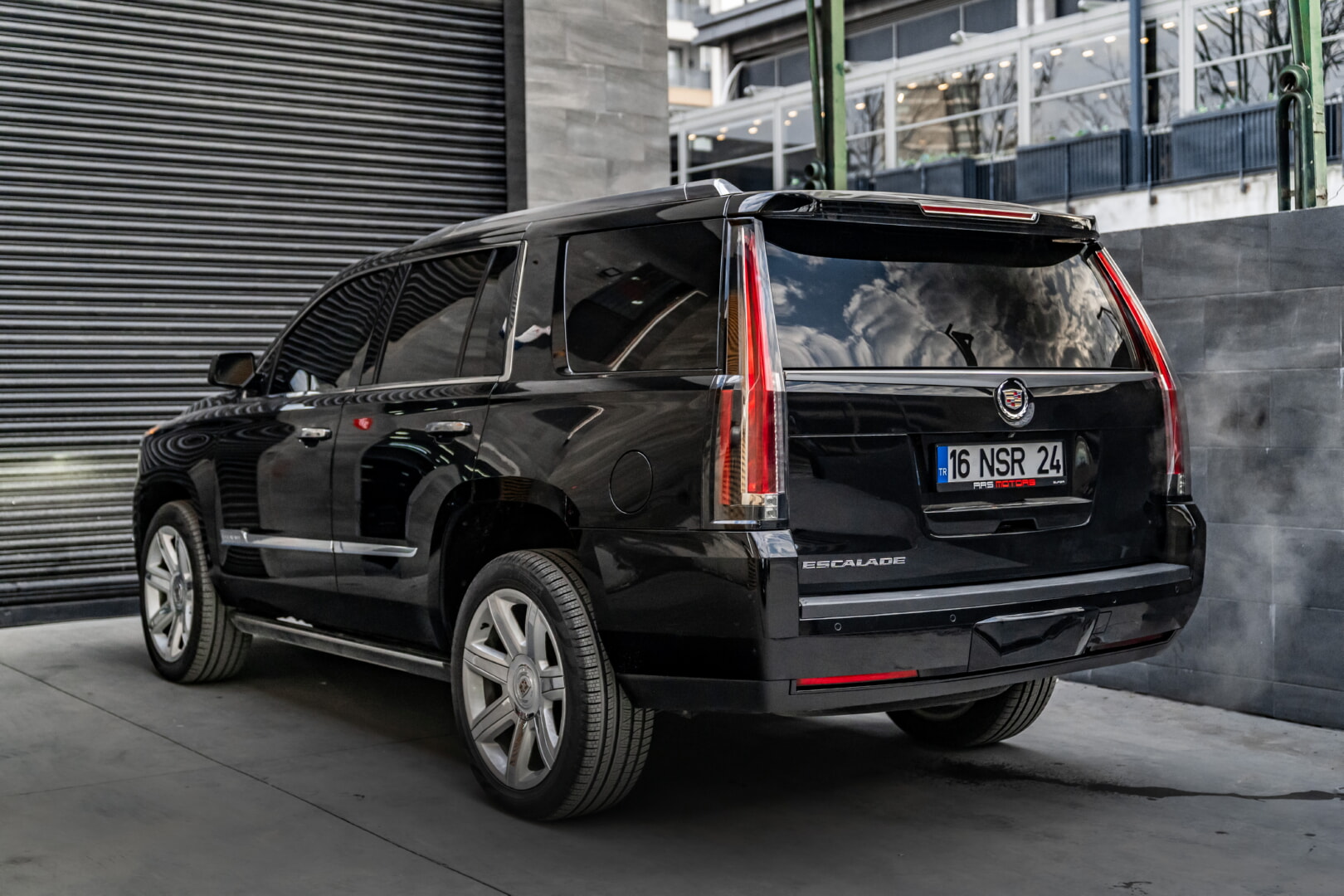 CADİLLAC ESCALADE 2014-2017 TRUFF DERİ DÖŞEME