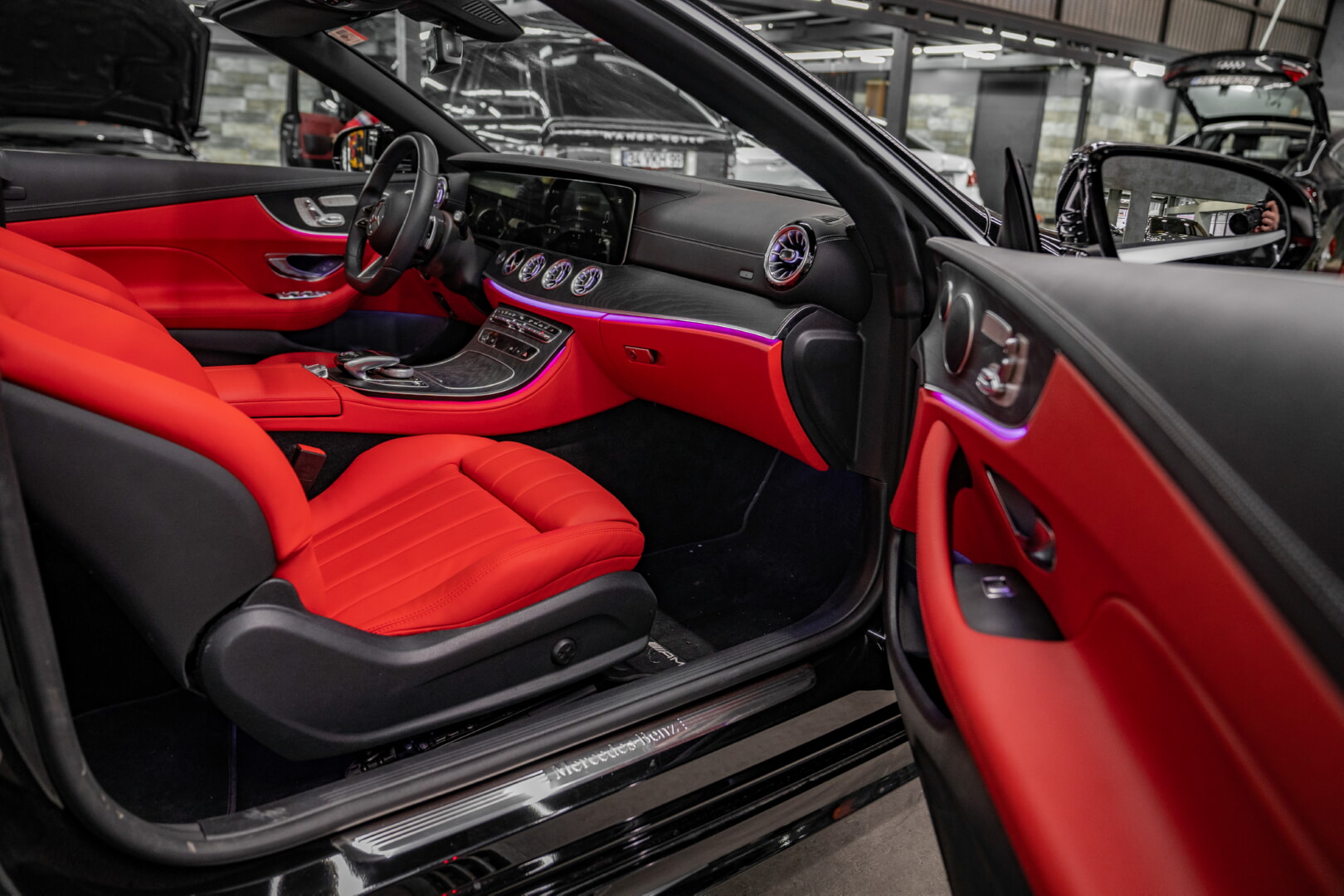 MERCEDES W213 E COUPE 2017-2022 KIRMIZI DERİ DÖŞEME