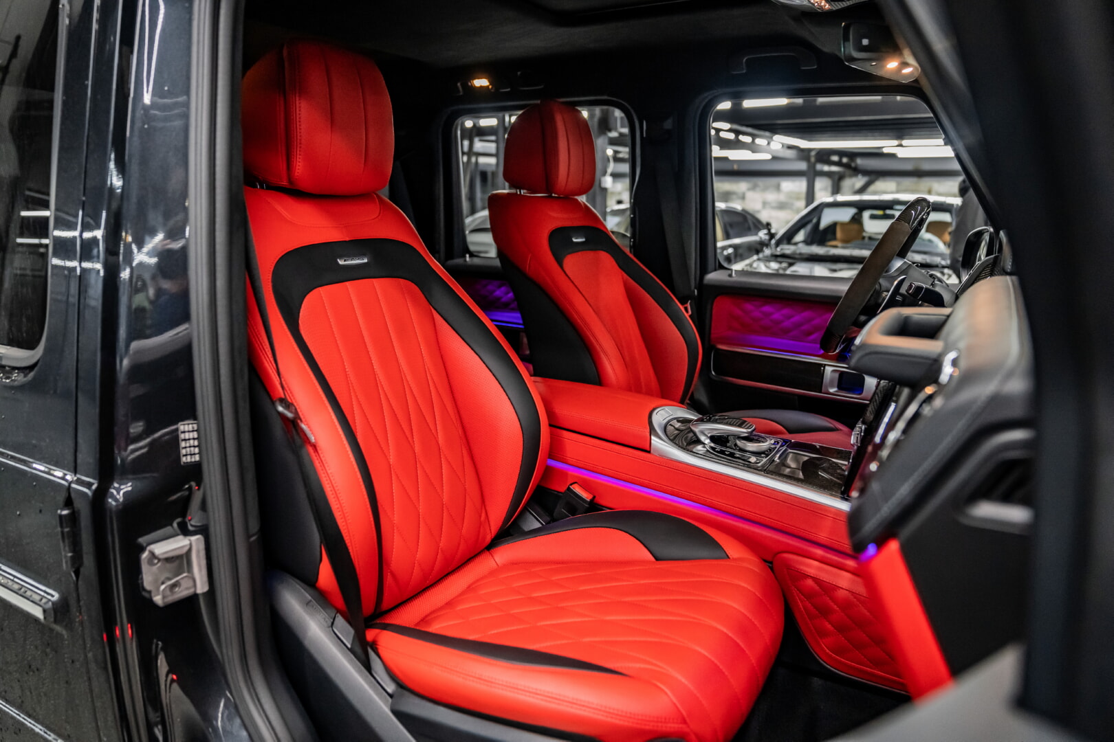 MERCEDES G SERİSİ 2019-2024 KIRMIZI DERİ DÖŞEME