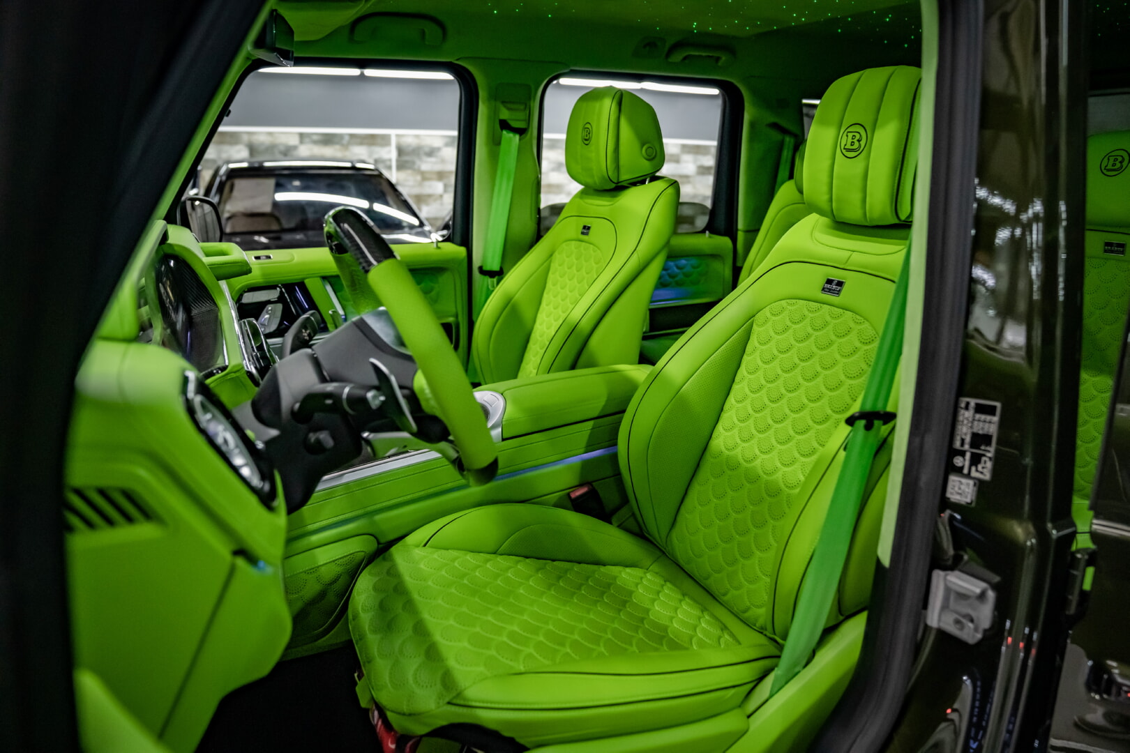 MERCEDES G SERİSİ 2019-2024 YEŞİL DERİ DÖŞEME