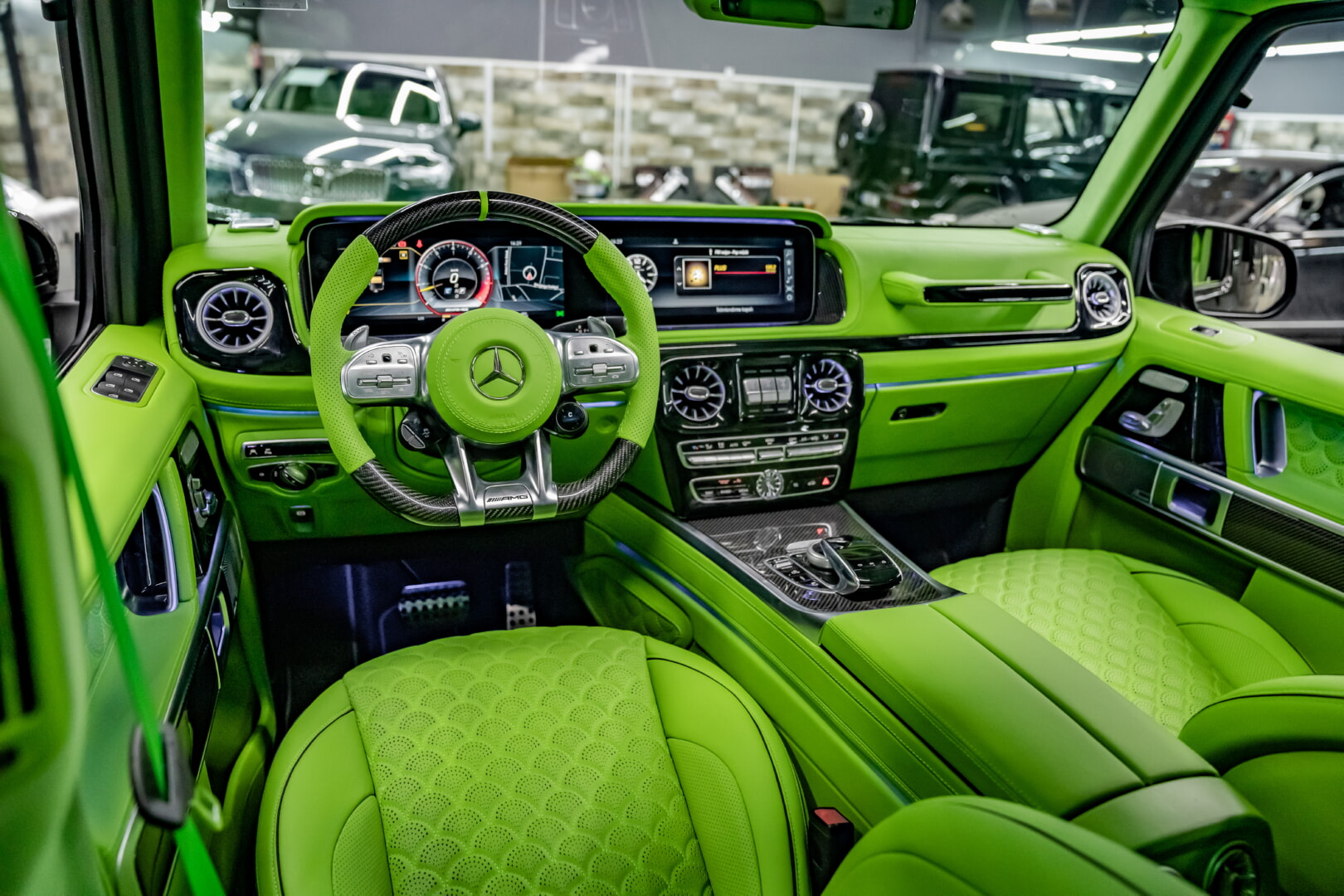 MERCEDES G SERİSİ 2019-2024 YEŞİL DERİ DÖŞEME