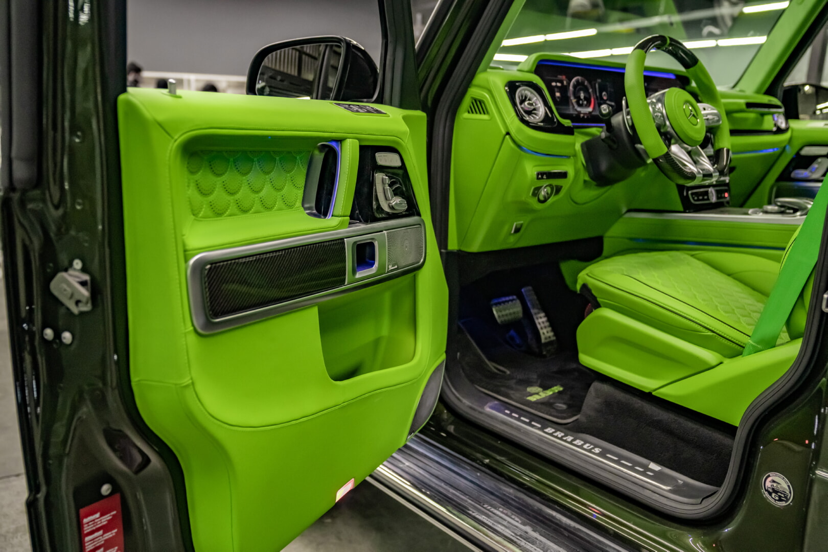 MERCEDES G SERİSİ 2019-2024 YEŞİL DERİ DÖŞEME