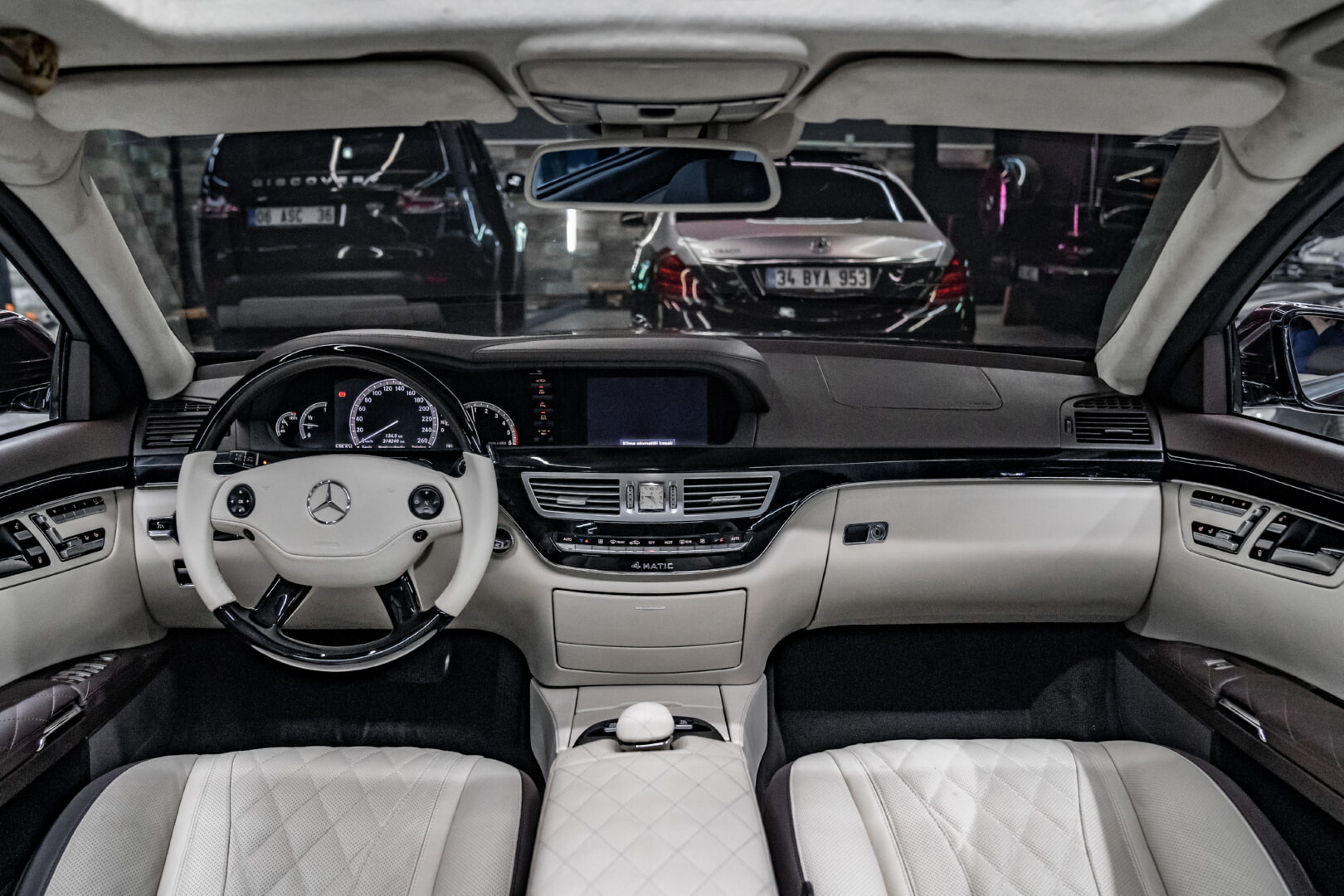 MERCEDES W221 S CLASS 2006-2012 KAHVE - BEYAZ DERİ DÖŞEME