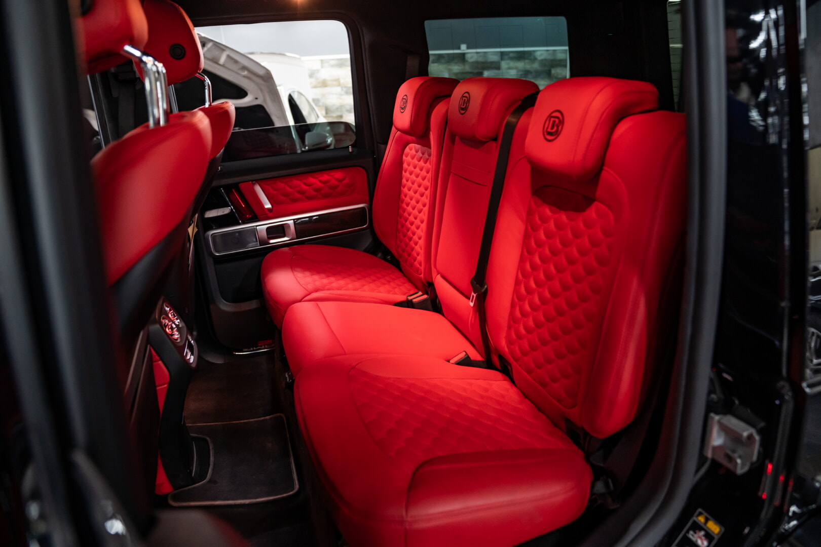 MERCEDES G SERİSİ 2019-2024 KIRMIZI DERİ DÖŞEME