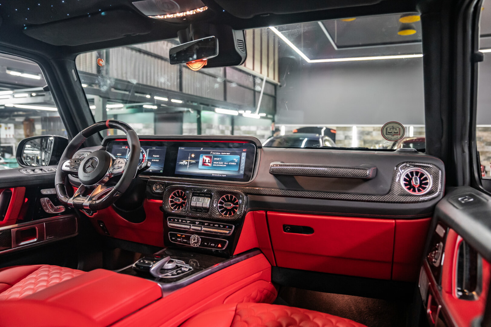 MERCEDES G SERİSİ 2019-2024 KIRMIZI DERİ DÖŞEME