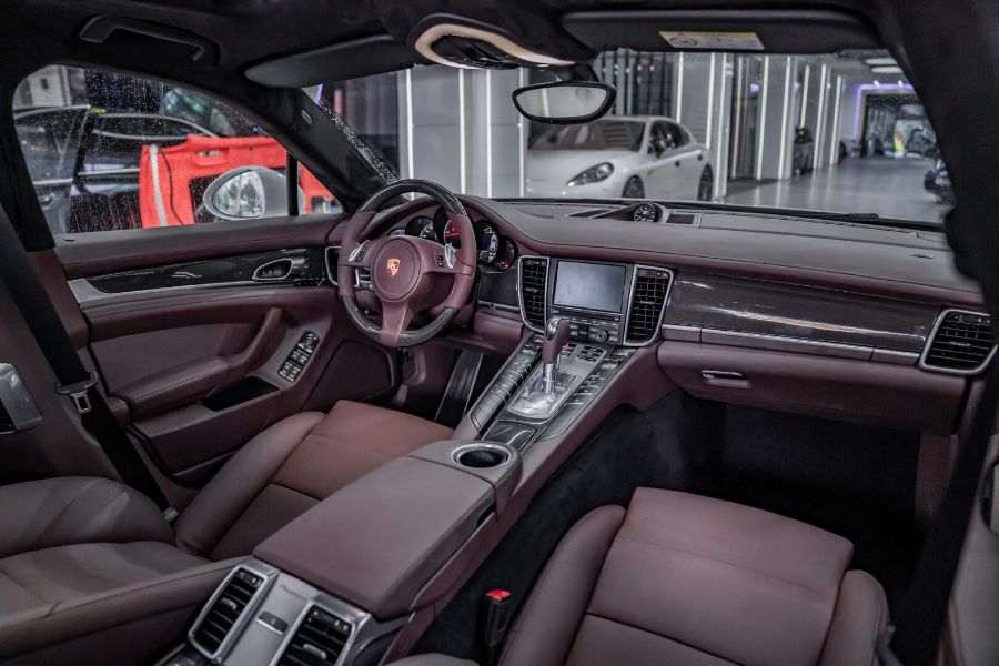 PORSCHE PANAMERA 2011-2015 BORDO DERİ DÖŞEME