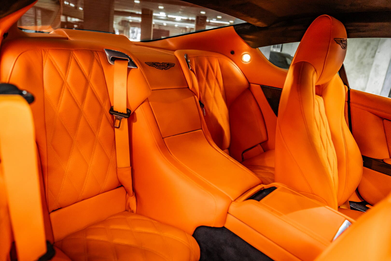 ASTON MARTİN VİRAGE 2008-2015 TURUNCU DERİ DÖŞEME