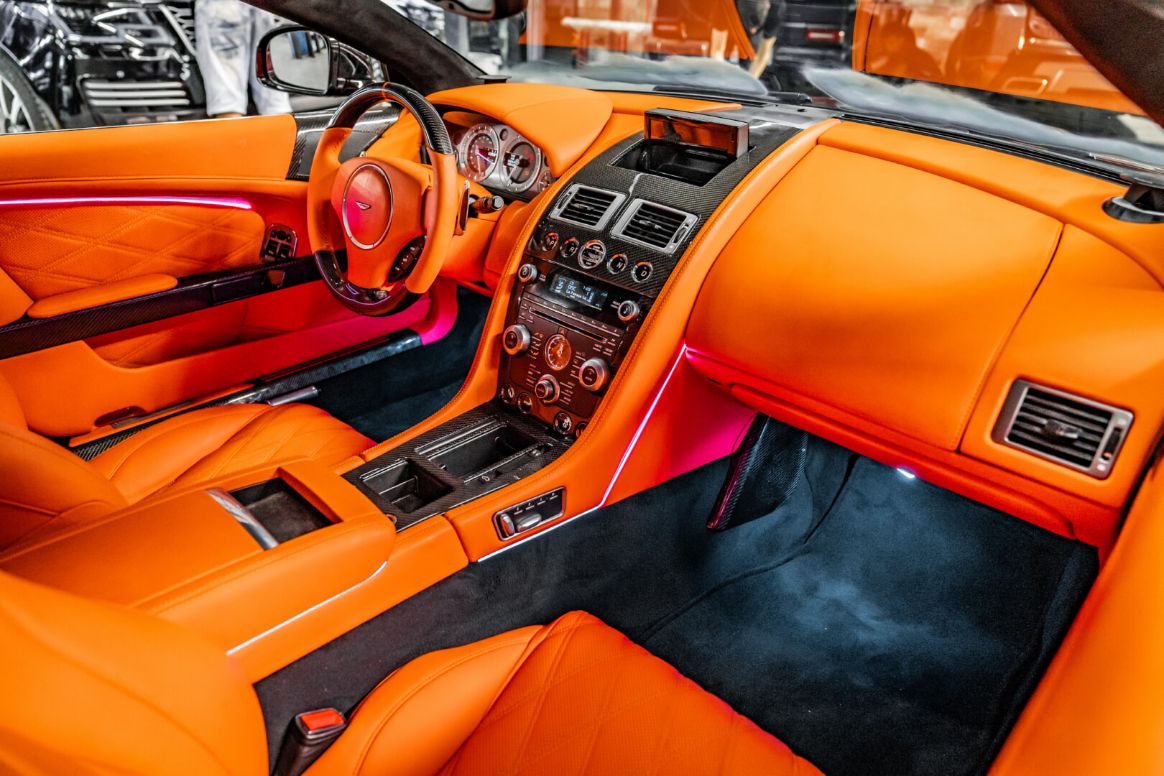 ASTON MARTİN VİRAGE 2008-2015 TURUNCU DERİ DÖŞEME