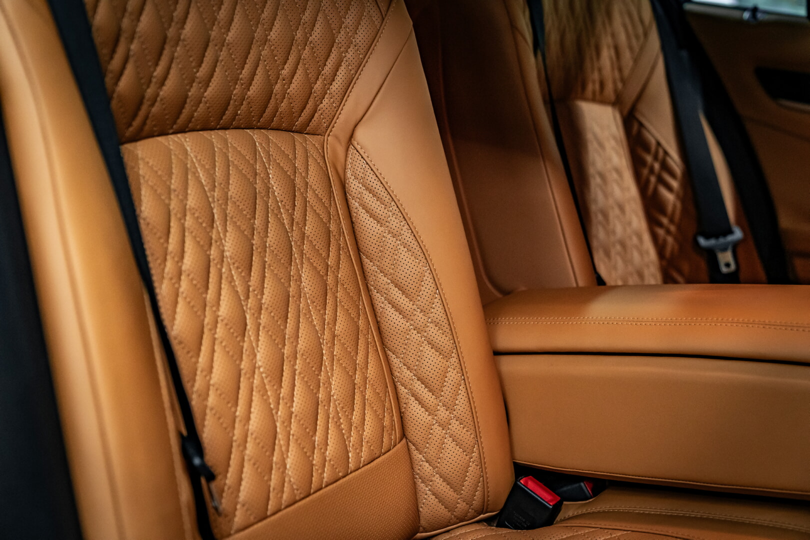 BMW F01 7 SERİSİ 2009-2015 AÇIK TABA DERİ DÖŞEME