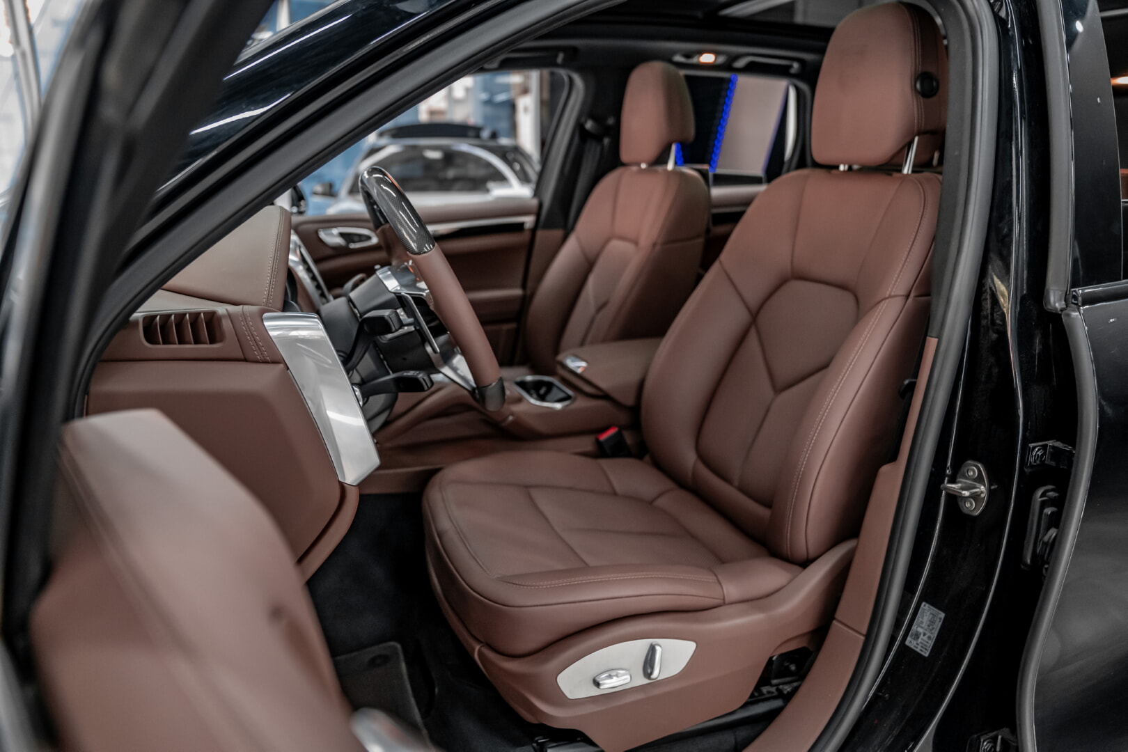 PORSCHE CAYENNE 2010-2017 TRUFF DERİ DÖŞEME