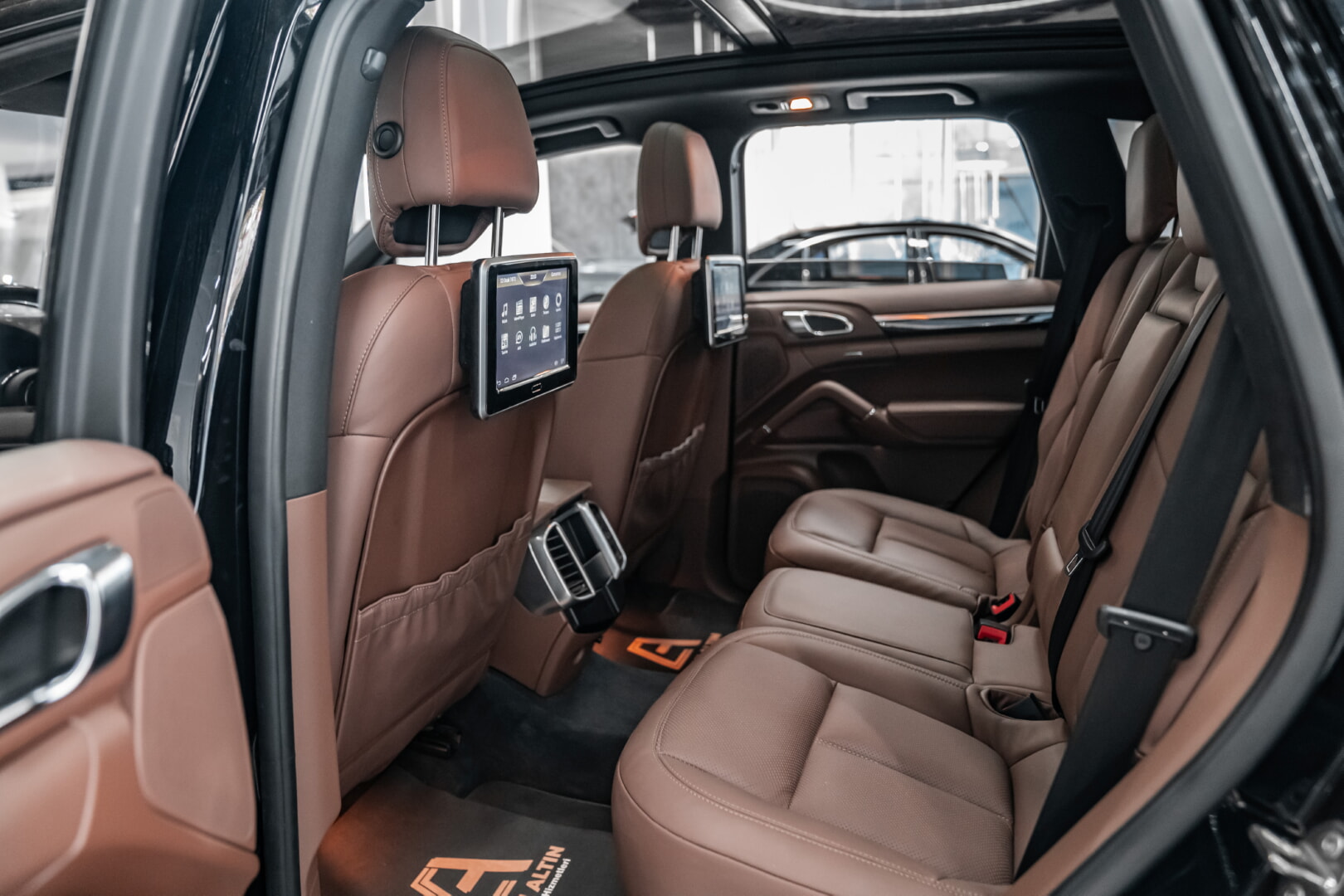 PORSCHE CAYENNE 2010-2017 TRUFF DERİ DÖŞEME