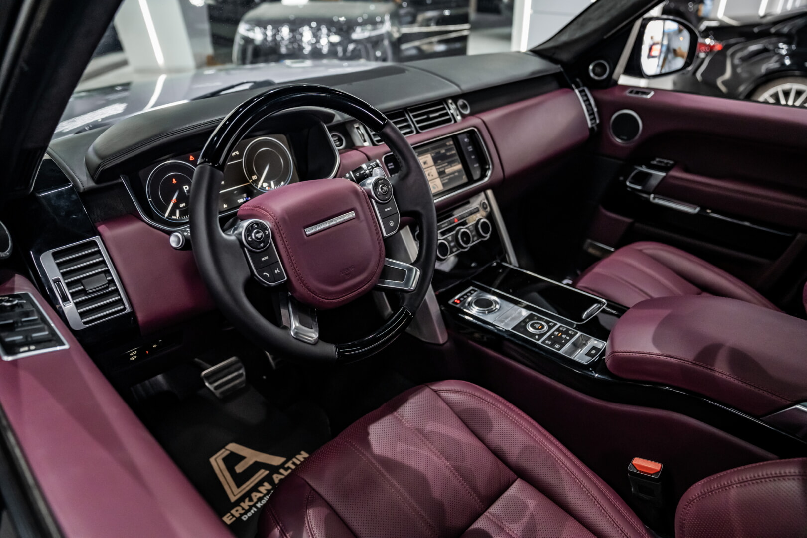 RANGE ROVER VOGUE 2012-2017 BORDO DERİ DÖŞEME