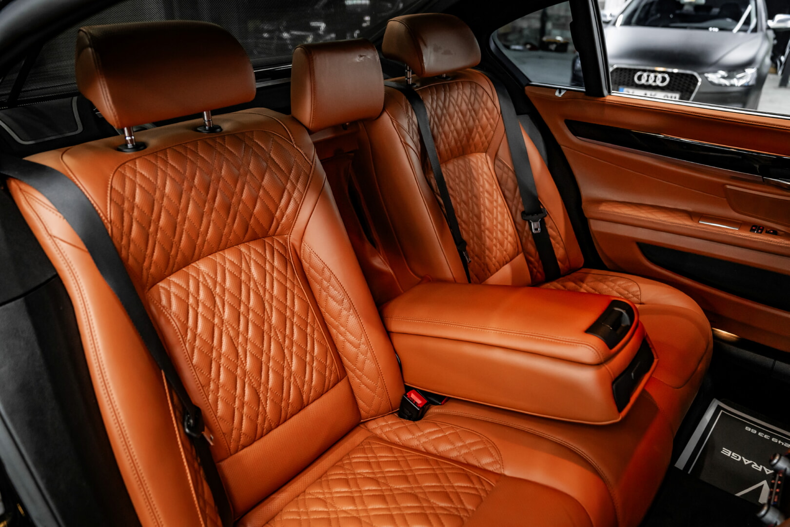 BMW F01 7 SERİSİ 2009-2015 TABA DERİ DÖŞEME