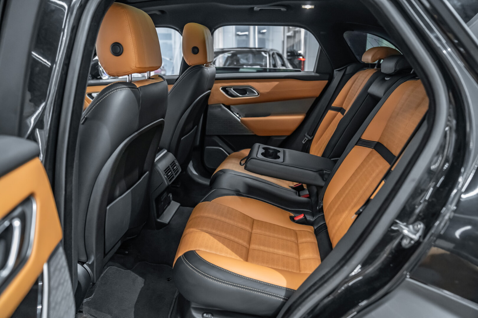 RANGE ROVER VELAR 2017-2024 TABA DERİ DÖŞEME