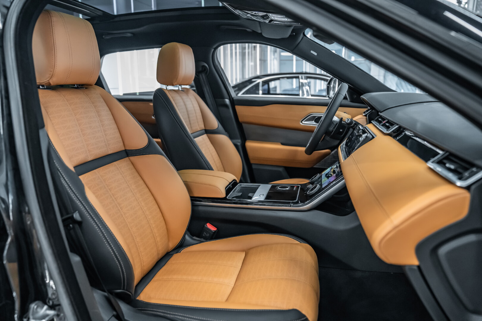 RANGE ROVER VELAR 2017-2024 TABA DERİ DÖŞEME