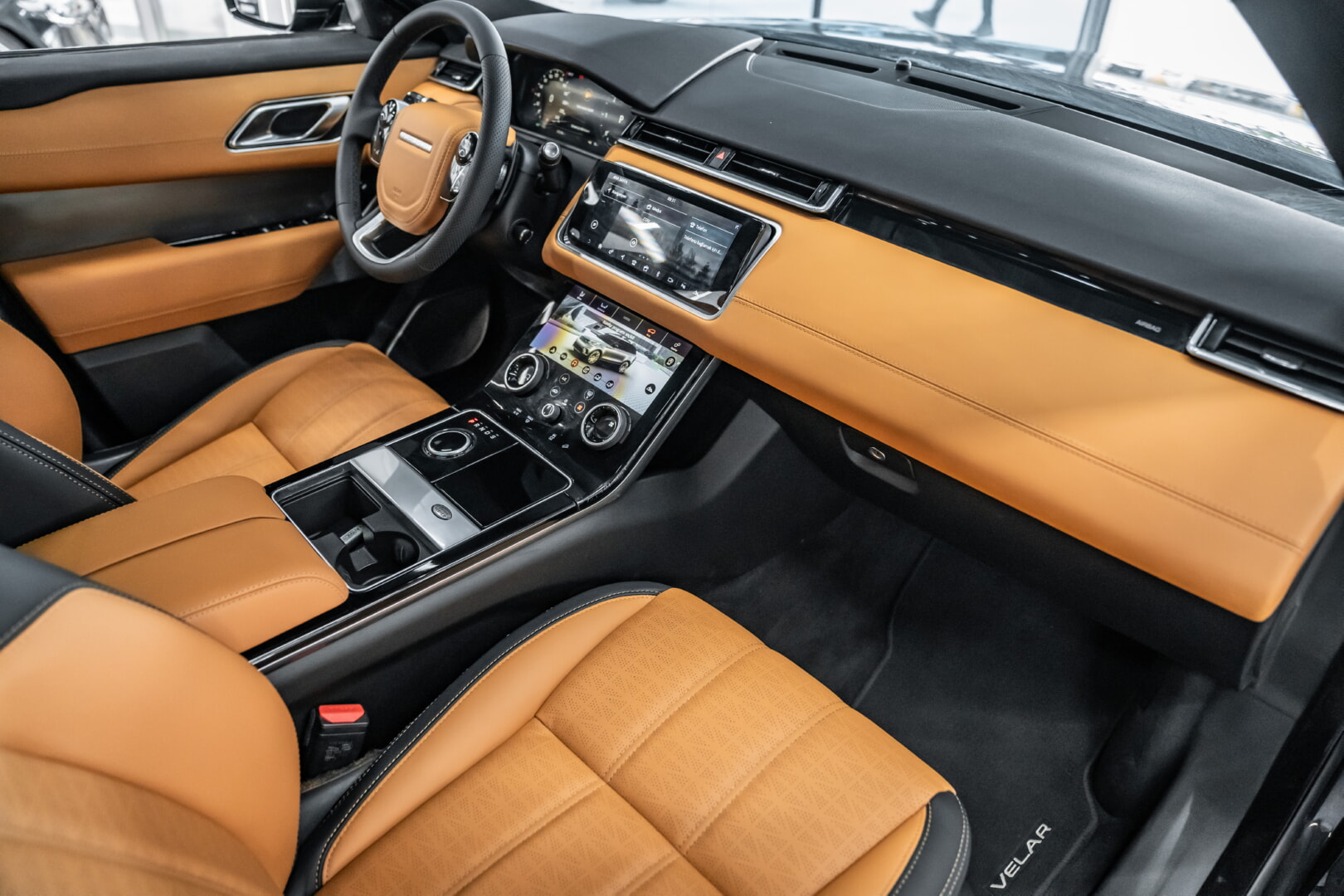 RANGE ROVER VELAR 2017-2024 TABA DERİ DÖŞEME