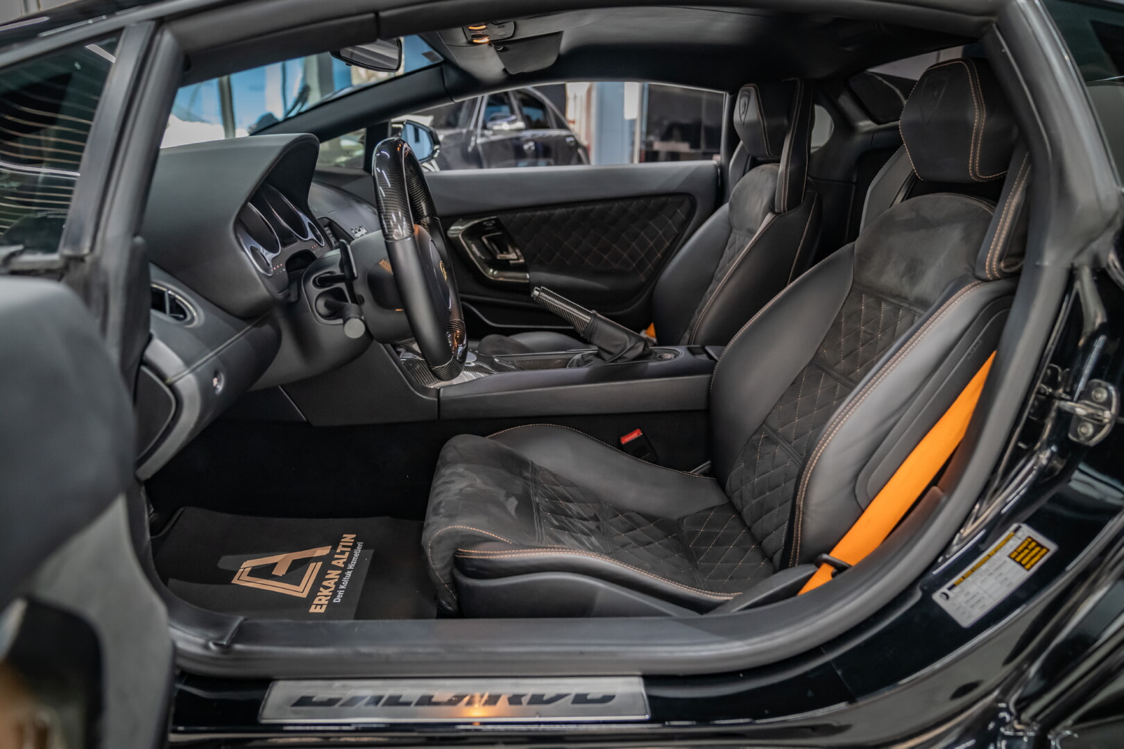 LAMBORGHINI GALLARDO 2009-2013 SİYAH DERİ DÖŞEME