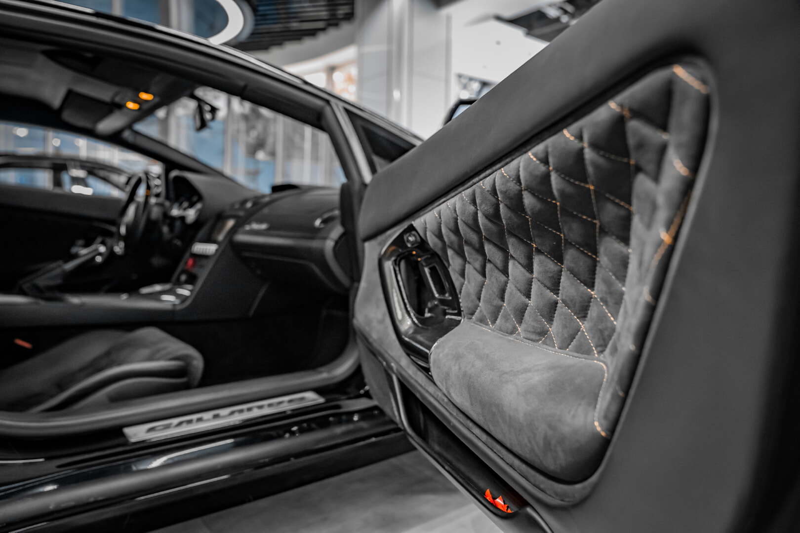 LAMBORGHINI GALLARDO 2009-2013 SİYAH DERİ DÖŞEME