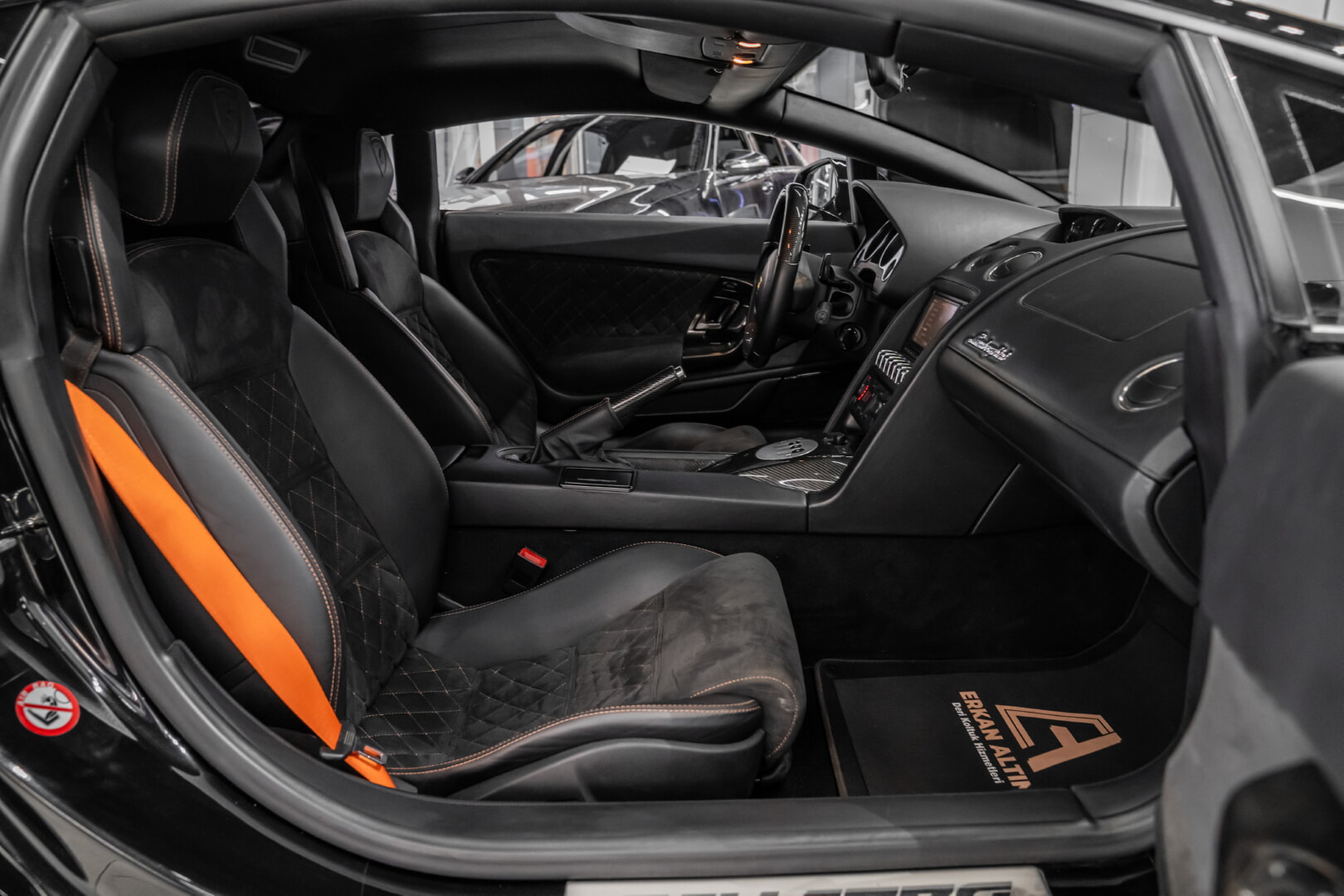 LAMBORGHINI GALLARDO 2009-2013 SİYAH DERİ DÖŞEME