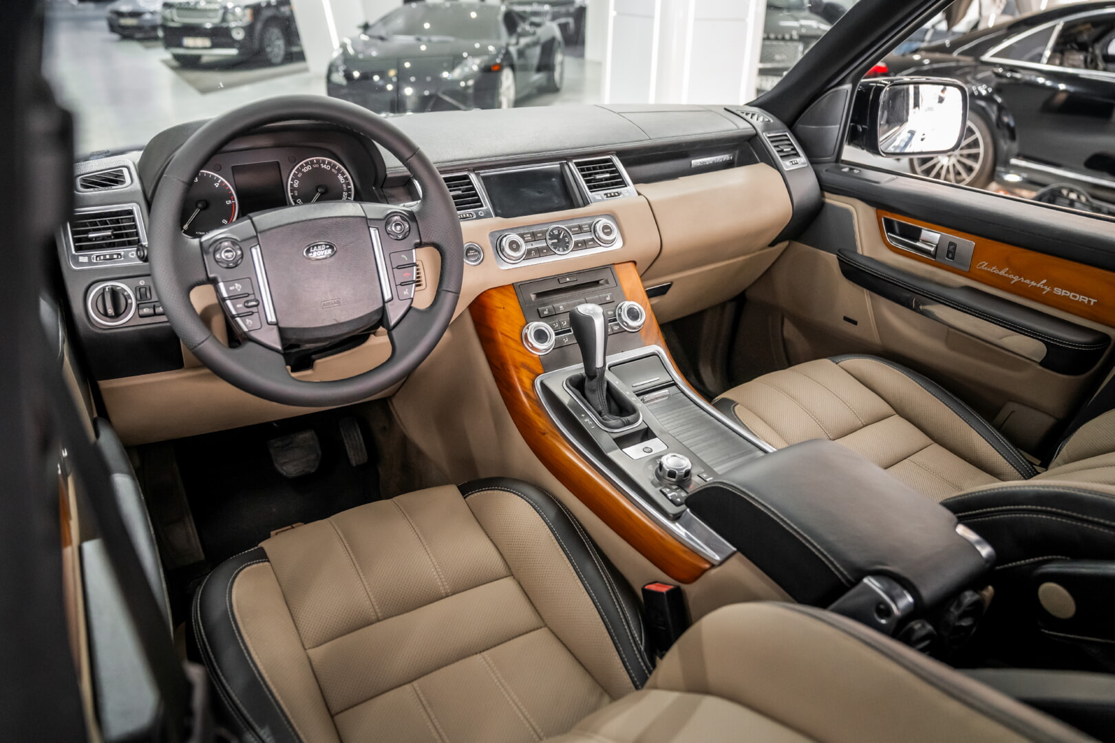 RANGE ROVER SPORT 2011 SİYAH - KREM