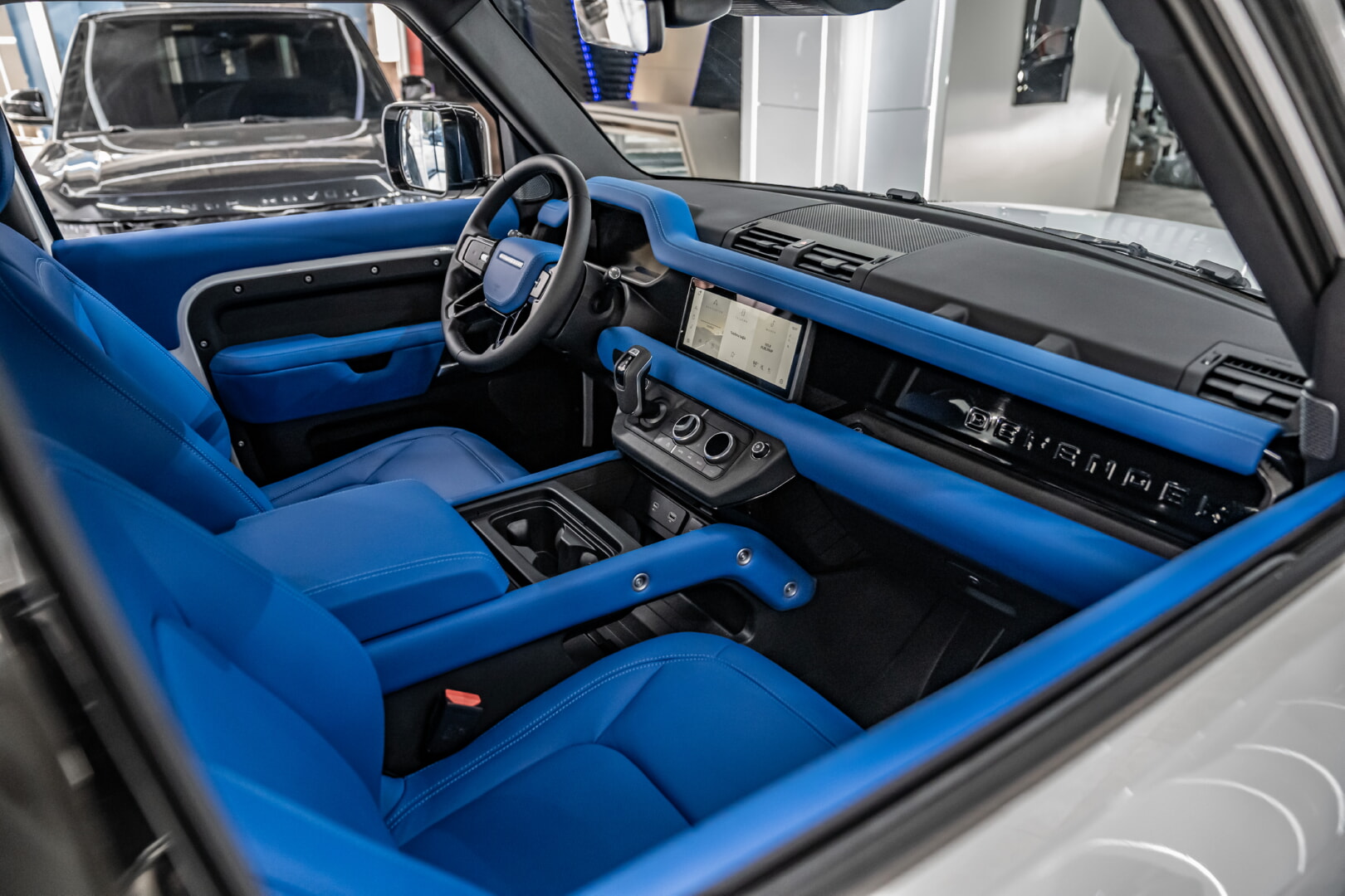 LAND ROVER DEFENDER 2022-2025 MAVİ DERİ DÖŞEME