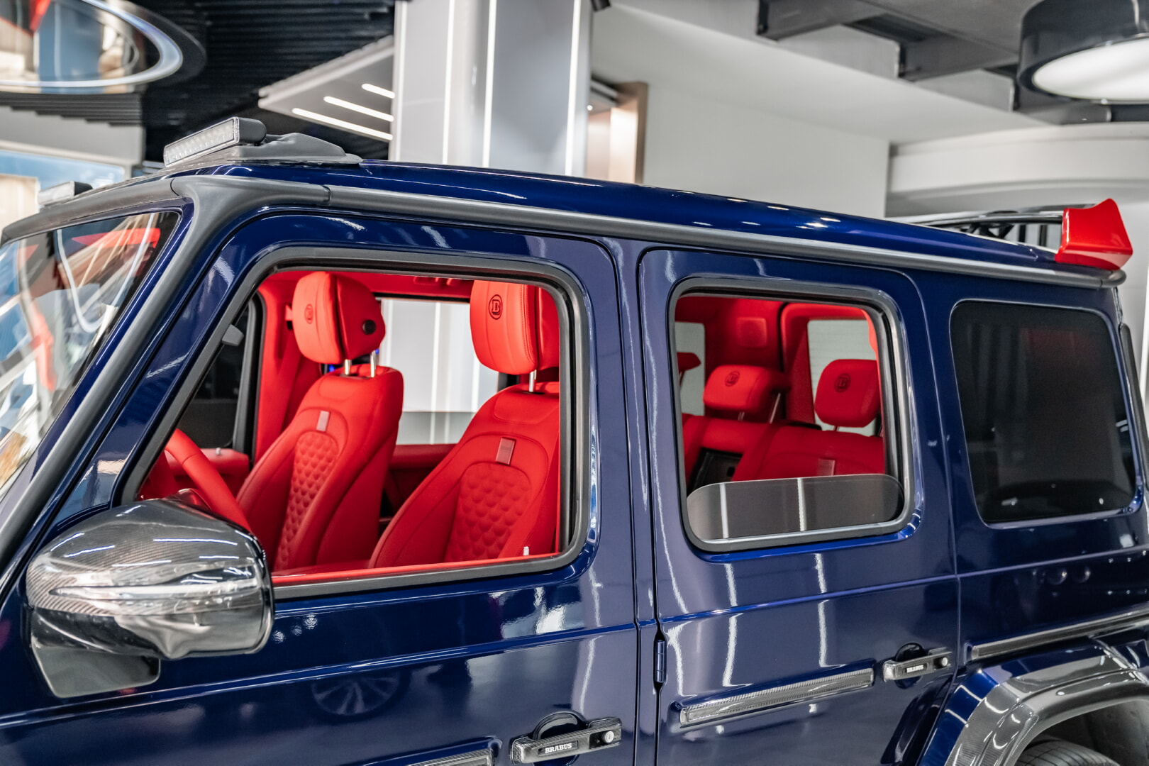 MERCEDES G SERİSİ 2019-2024 KIRMIZI DERİ DÖŞEME