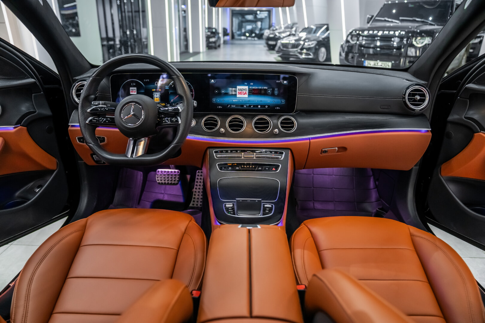 MERCEDES W213 E SERİSİ 2016-2023 TABA DERİ DÖŞEME