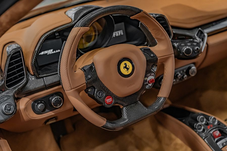 FERRARİ 458 İTALİA 2011-2013 TABA DERİ DÖŞEME
