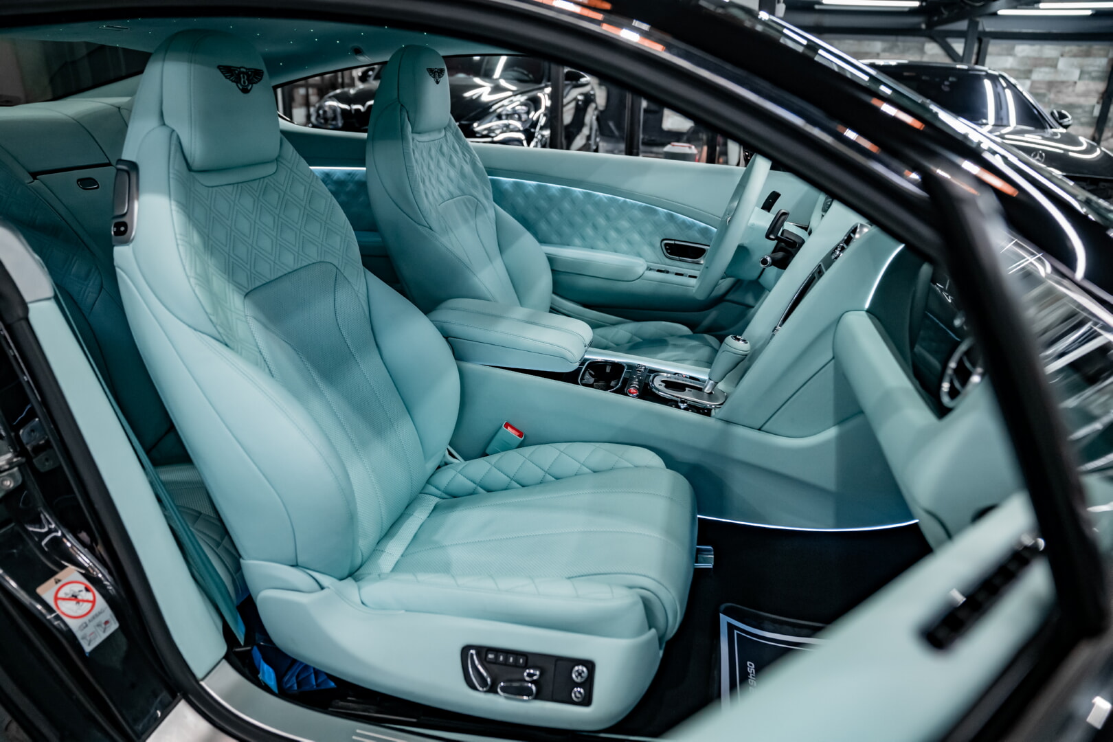 BENTLEY CONTİNENTAL 2014-2017 TİFFANY DERİ DÖŞEME