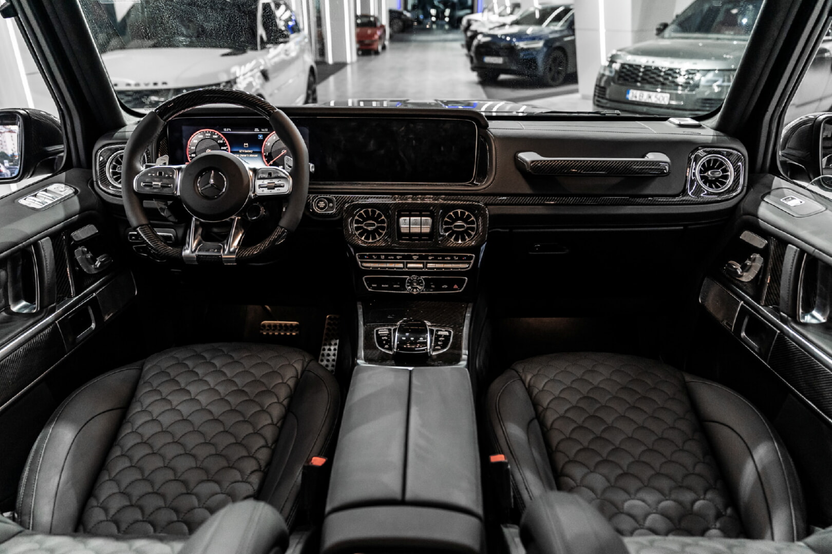 MERCEDES G SERİSİ 2019-2024 SİYAH DERİ DÖŞEME