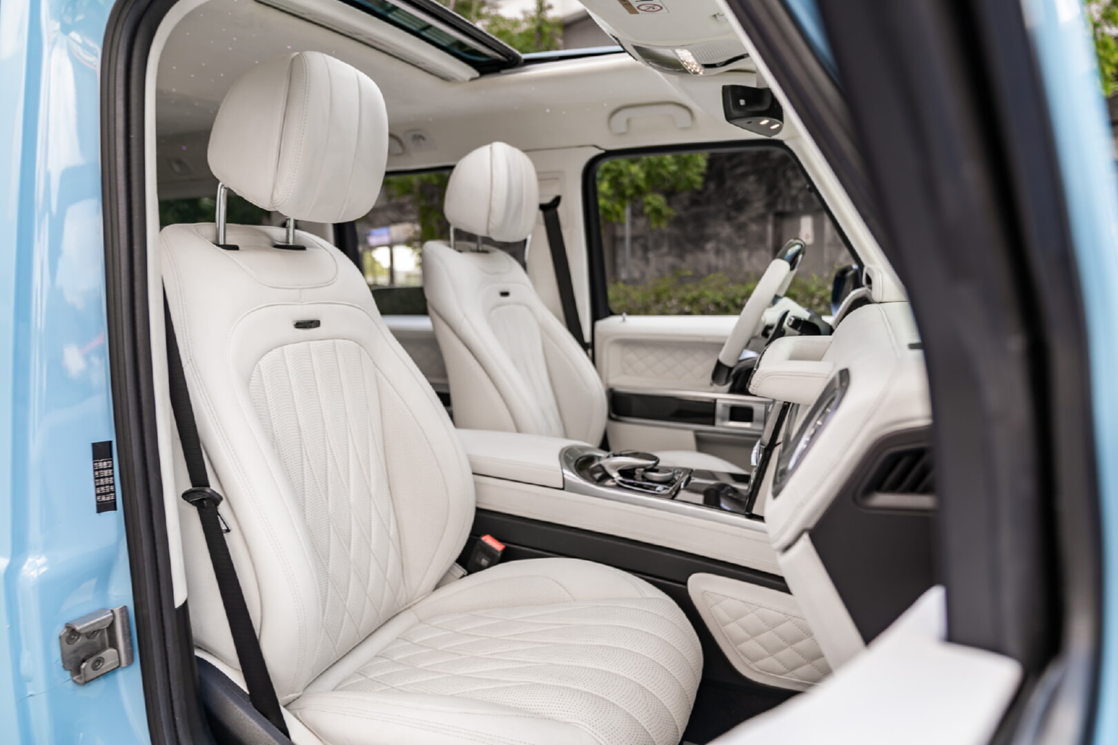 MERCEDES G SERİSİ 2019-2024 BEYAZ DERİ DÖŞEME