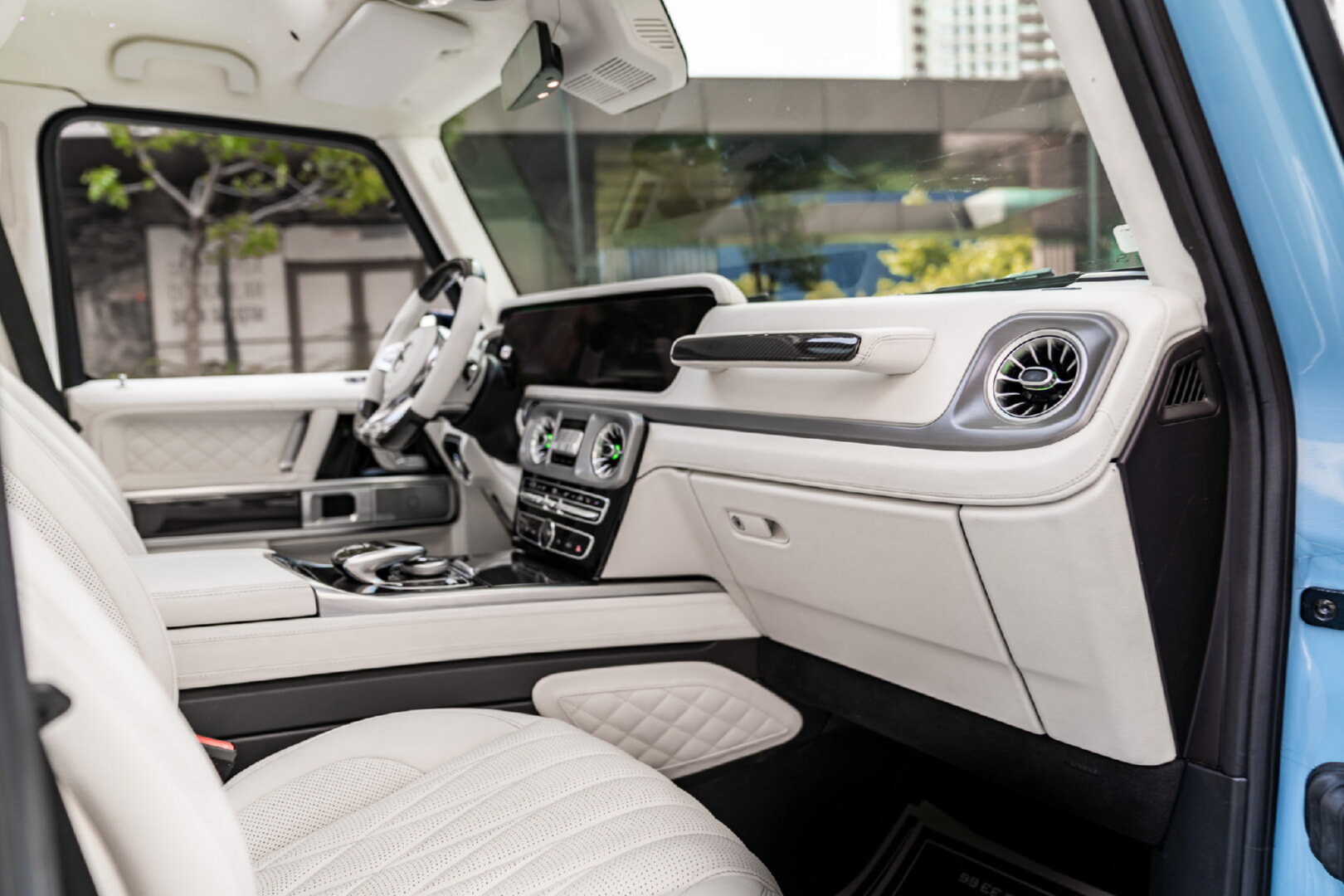 MERCEDES G SERİSİ 2019-2024 BEYAZ DERİ DÖŞEME