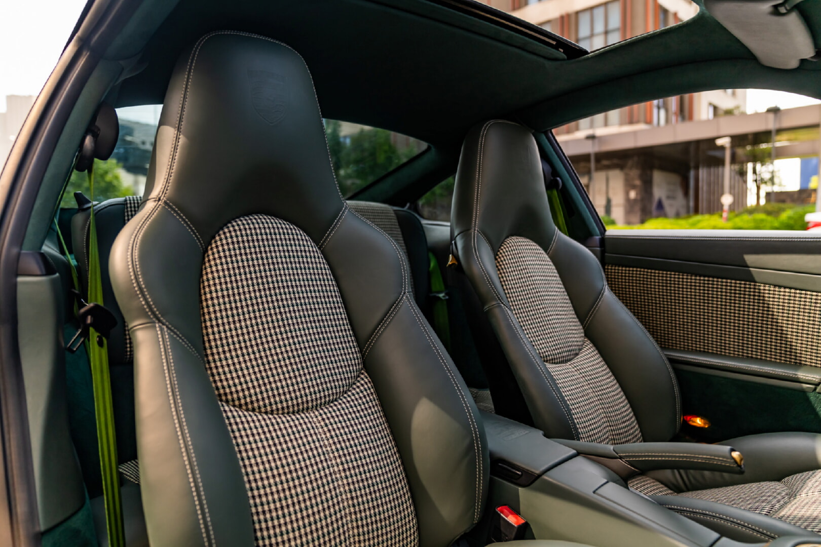 PORSCHE 911 2011-2015 CARRERA YEŞİL DERİ DÖŞEME