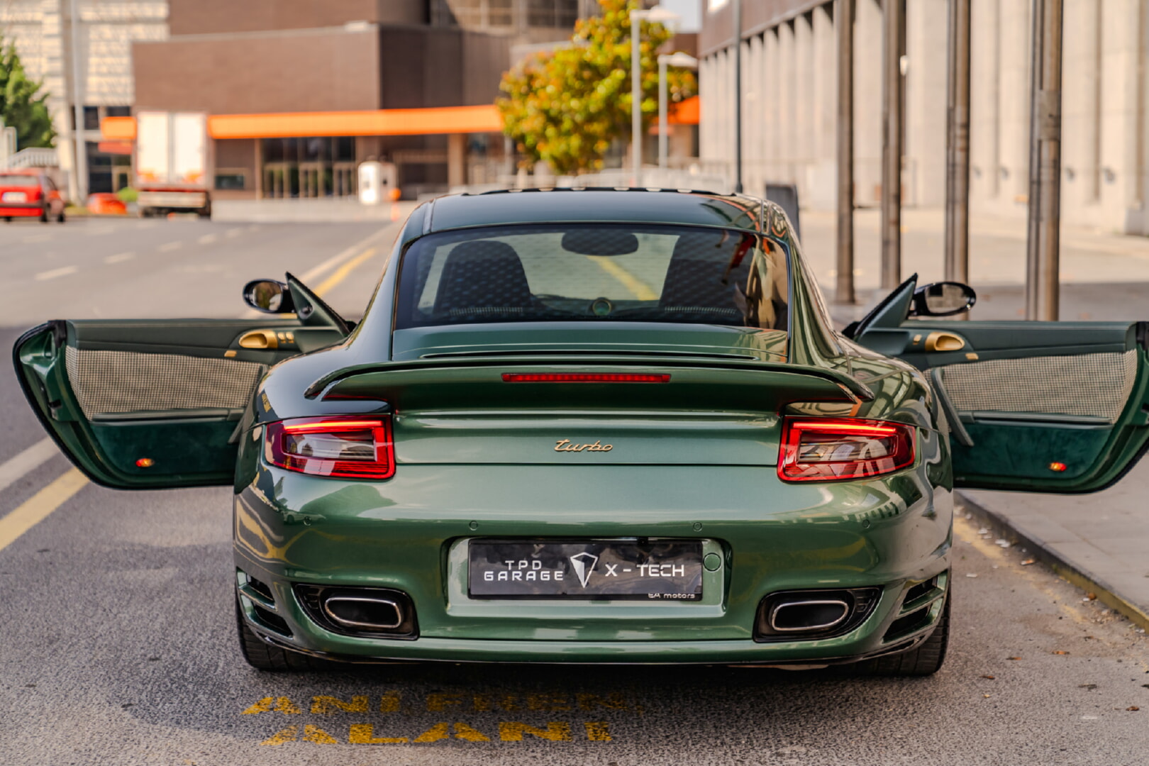 PORSCHE 911 2011-2015 CARRERA YEŞİL DERİ DÖŞEME