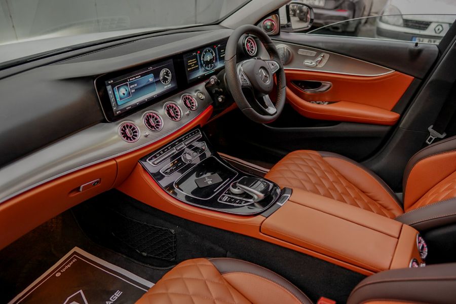 MERCEDES W213 E SERİSİ 2016-2023 TABA SUNİ DERİ DÖŞEME