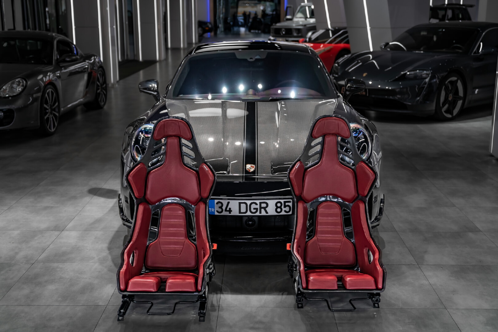 PORSCHE 911 CARRERA 2019-2024 KIRMIZI DERİ DÖŞEME