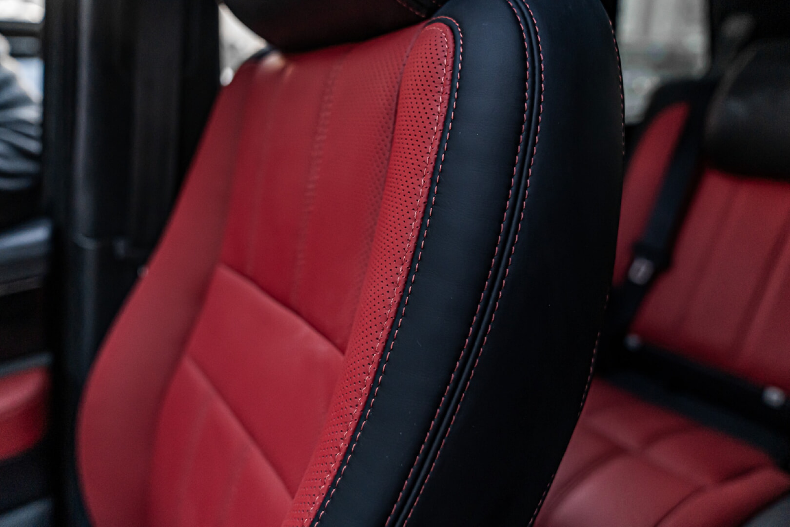 RANGE ROVER SPORT 2012 KIRMIZI-SİYAH