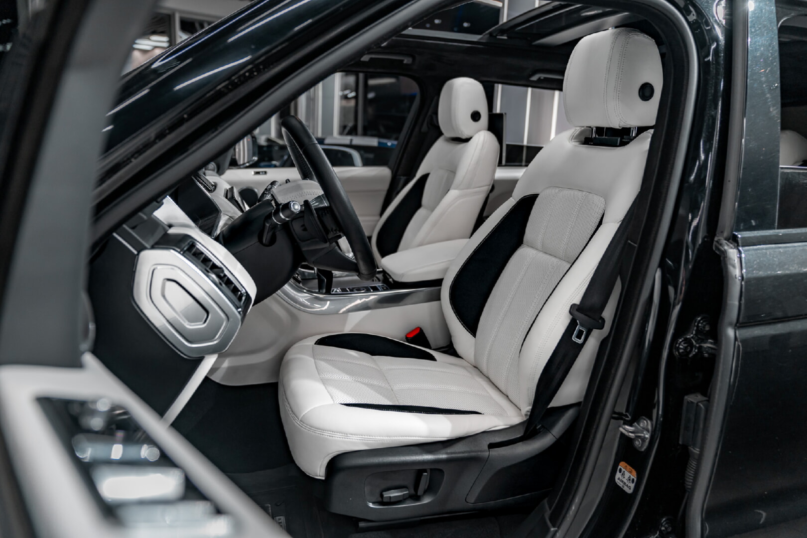 RANGE ROVER SPORT 2018-2021 BEYAZ DERİ DÖŞEME