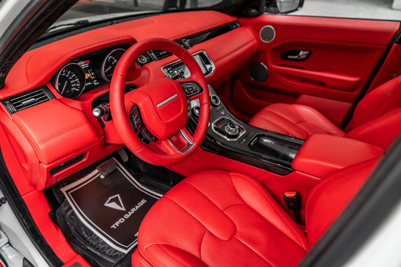 RANGE ROVER EVOQUE 2012-2019 KIRMIZI DERİ DÖŞEME