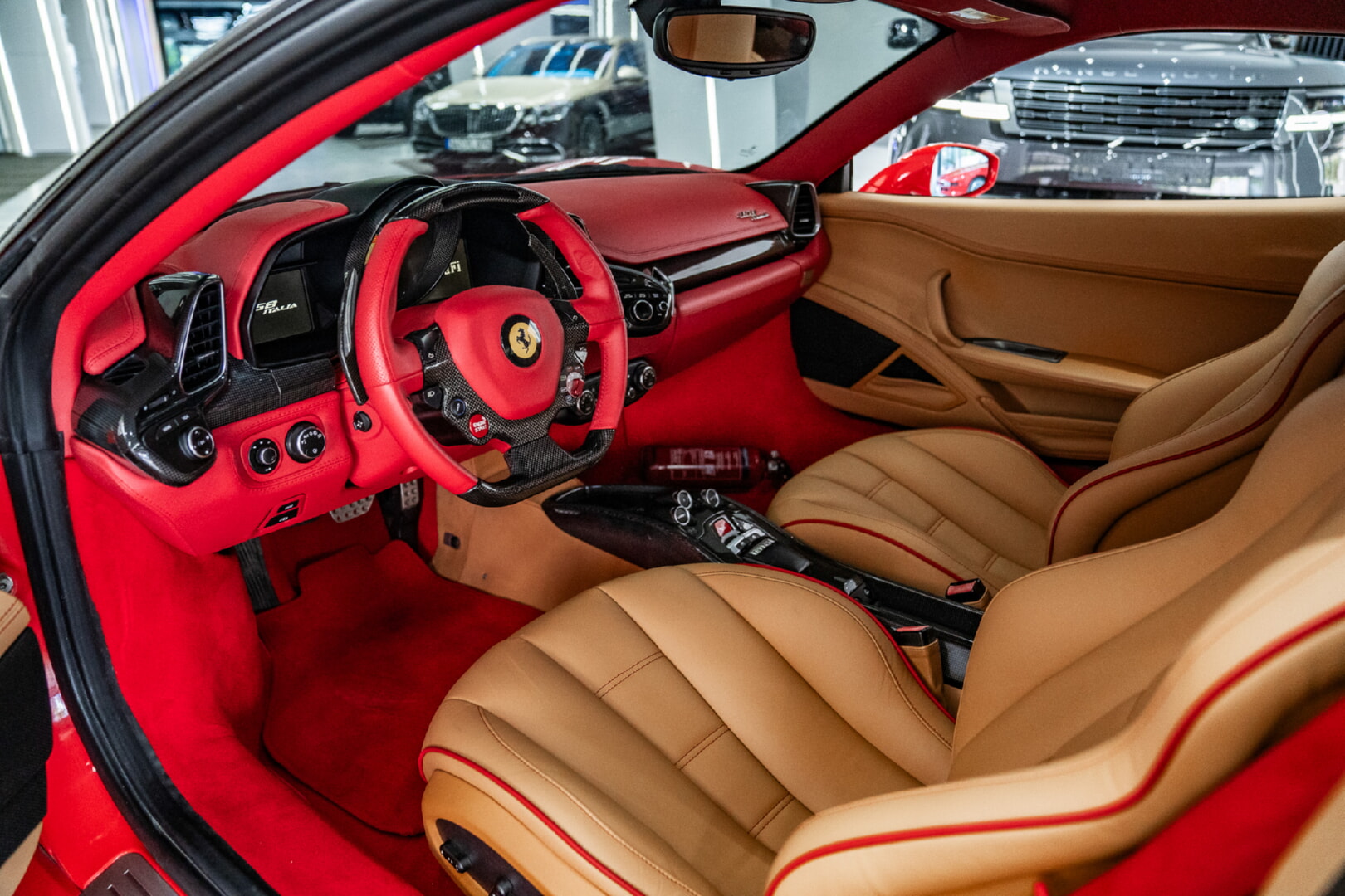 FERRARİ 458 İTALİA 2011-2013 TABA-KIRMIZI DERİ DÖŞEME