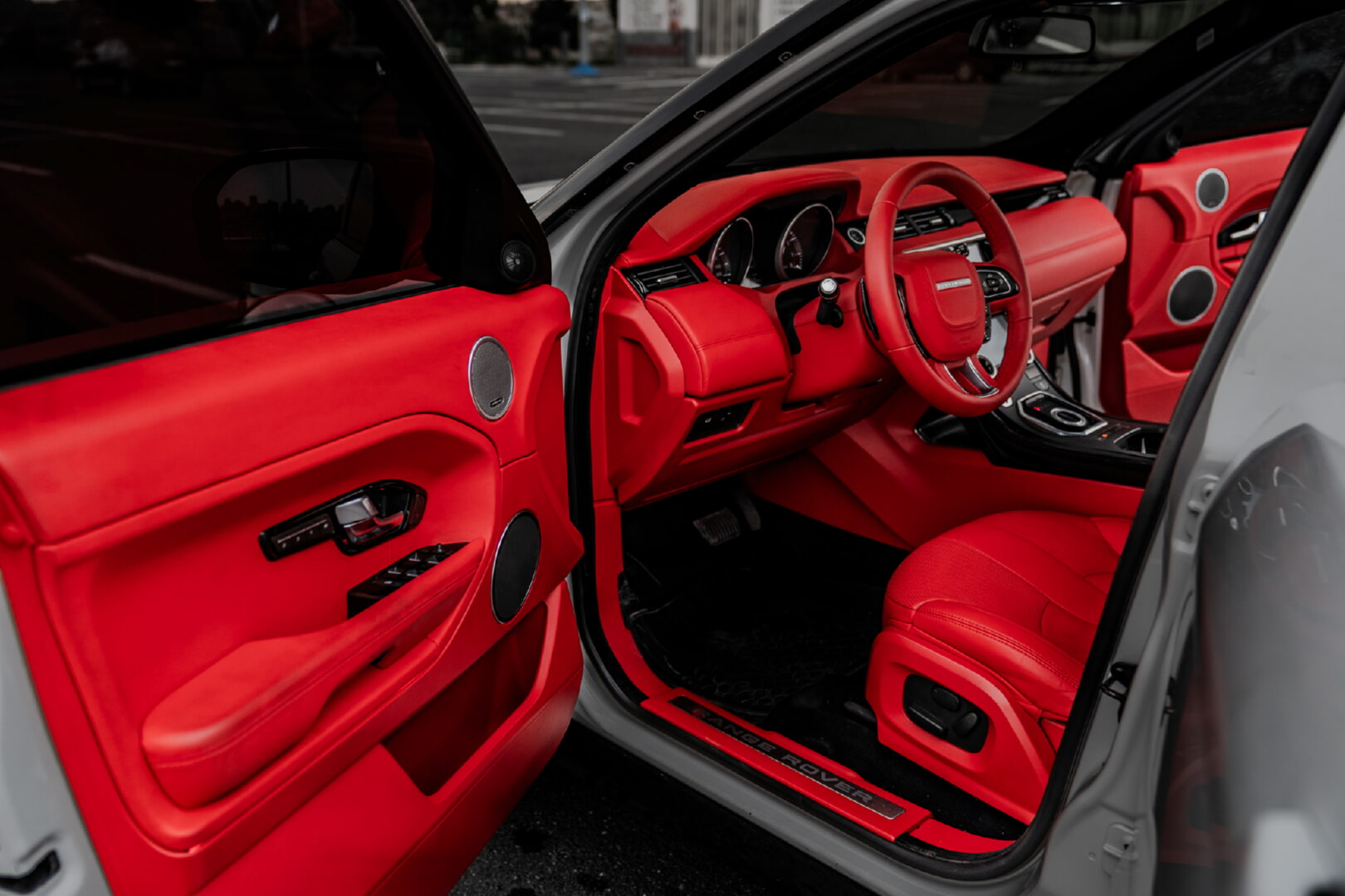 RANGE ROVER EVOQUE 2012-2019 KIRMIZI DERİ DÖŞEME