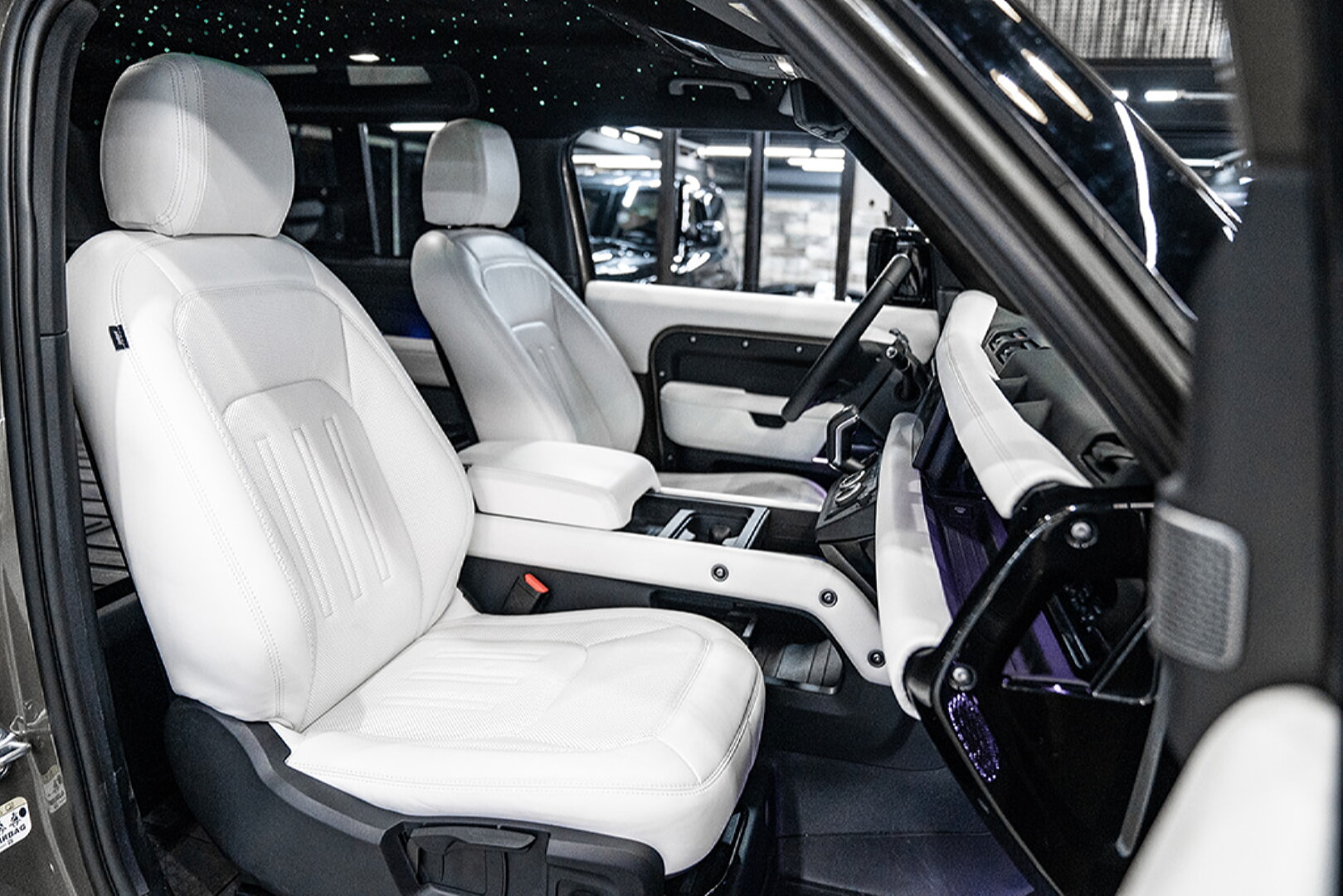 LAND ROVER DEFENDER 2022-2025 BEYAZ DERİ DÖŞEME