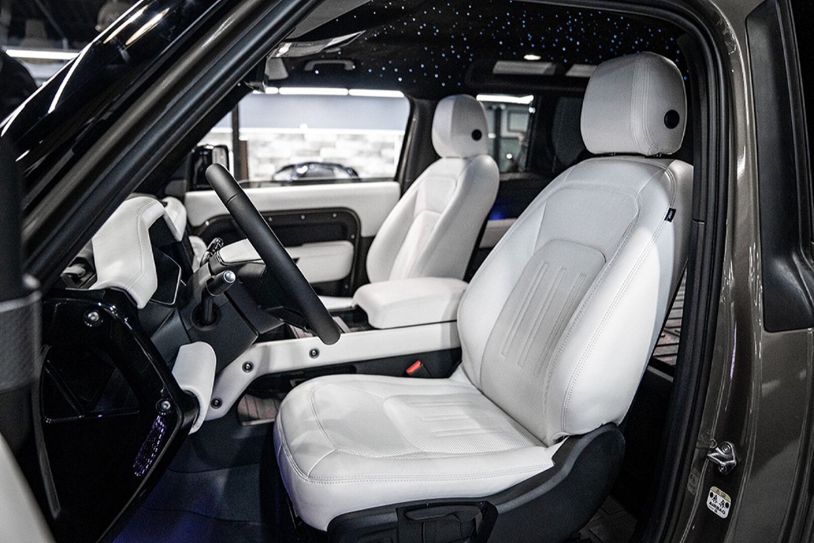 LAND ROVER DEFENDER 2022-2025 BEYAZ DERİ DÖŞEME